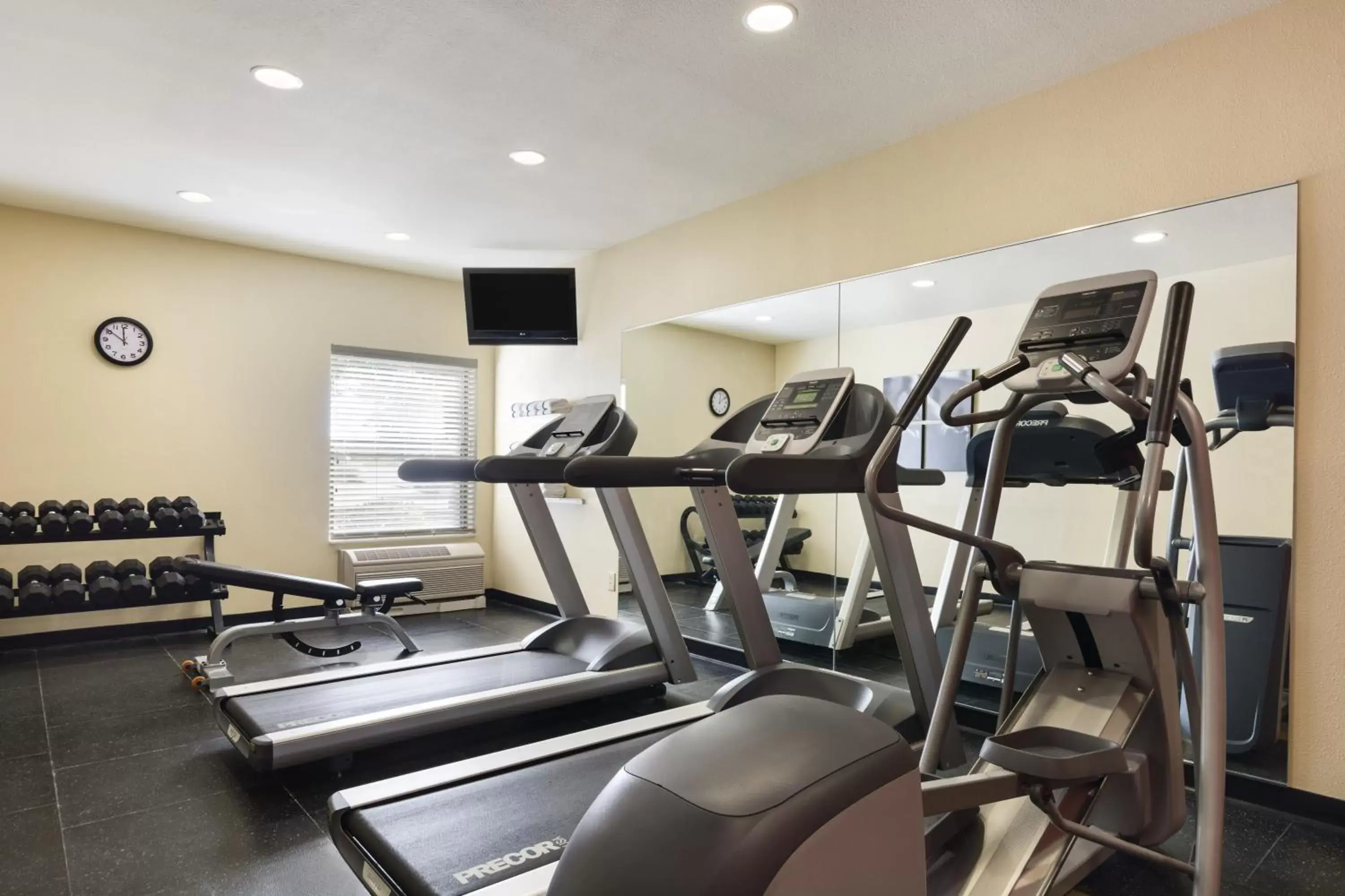 Fitness centre/facilities, Fitness Center/Facilities in Comfort Inn & Suites Temple