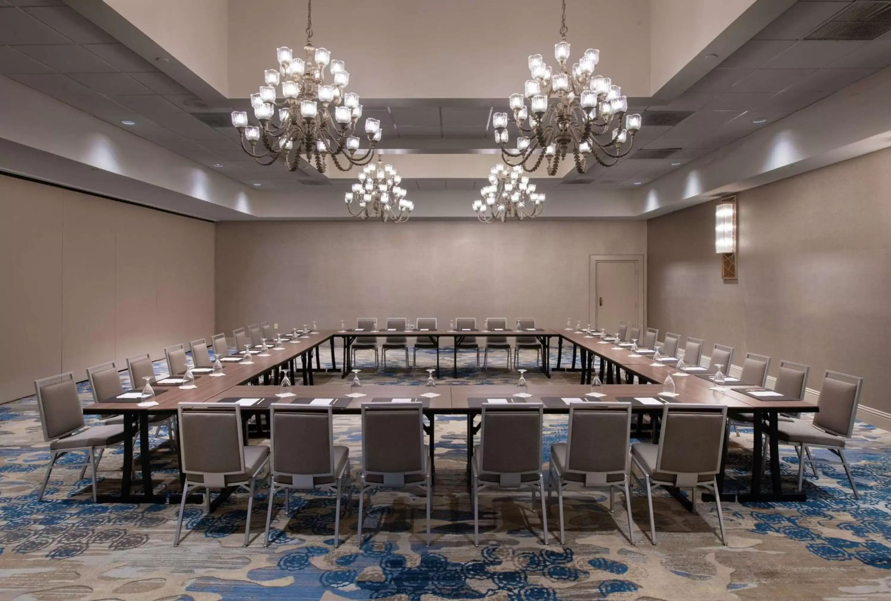 Meeting/conference room in DoubleTree by Hilton Hotel Orlando at SeaWorld