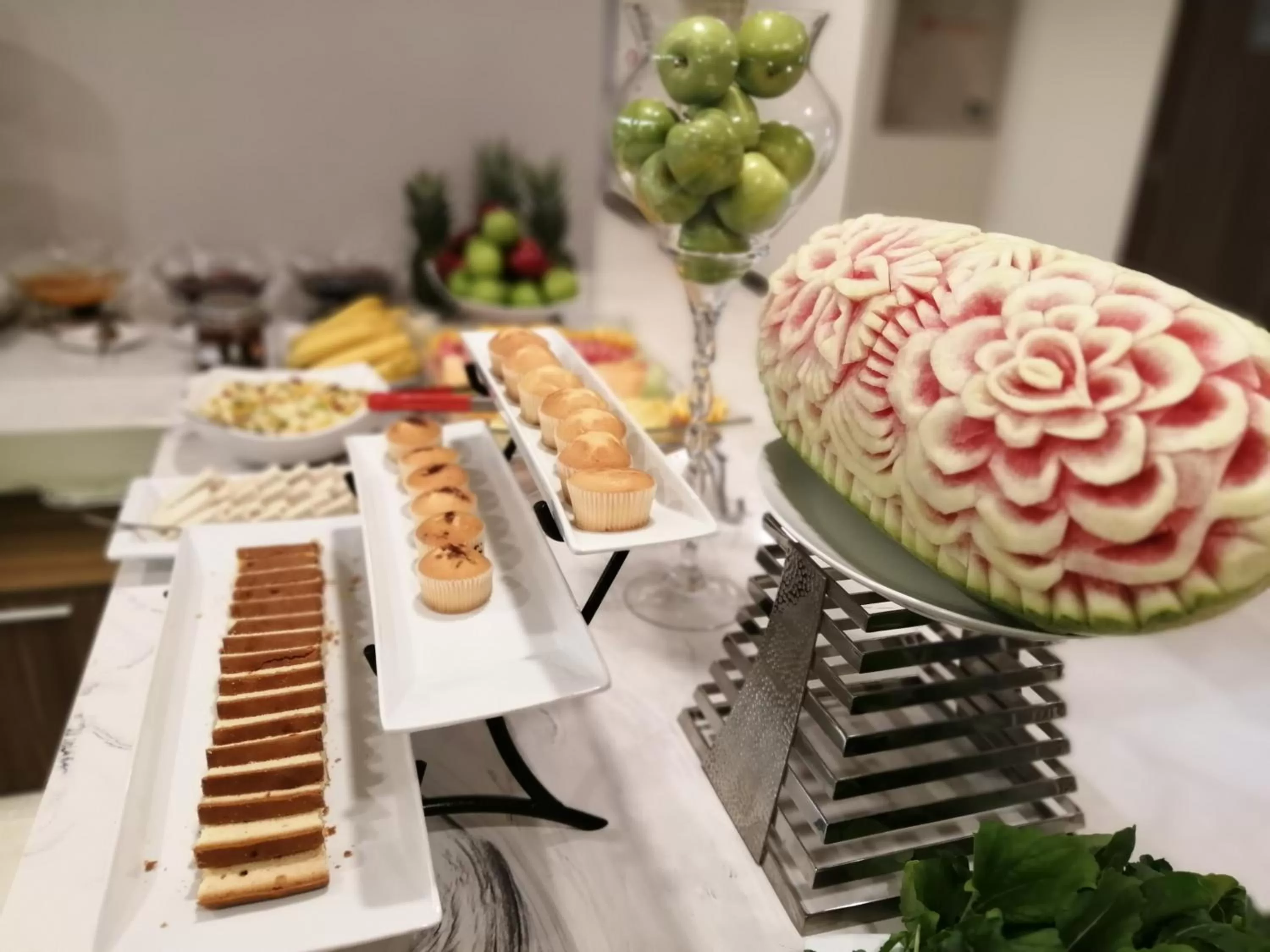 Restaurant/places to eat in Aquila Hotel Jeddah Al Hamra