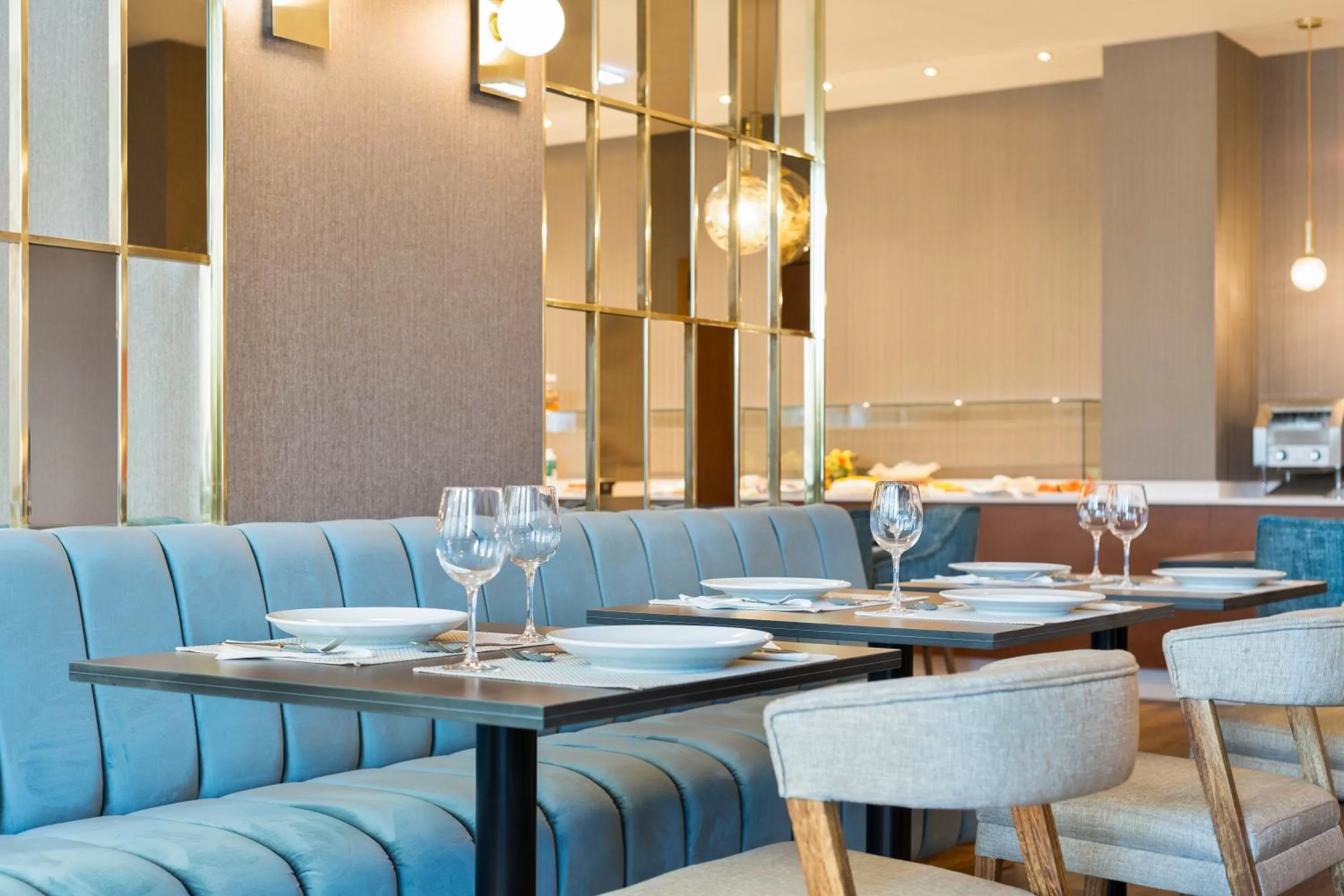 Restaurant/places to eat in Acta The Avenue