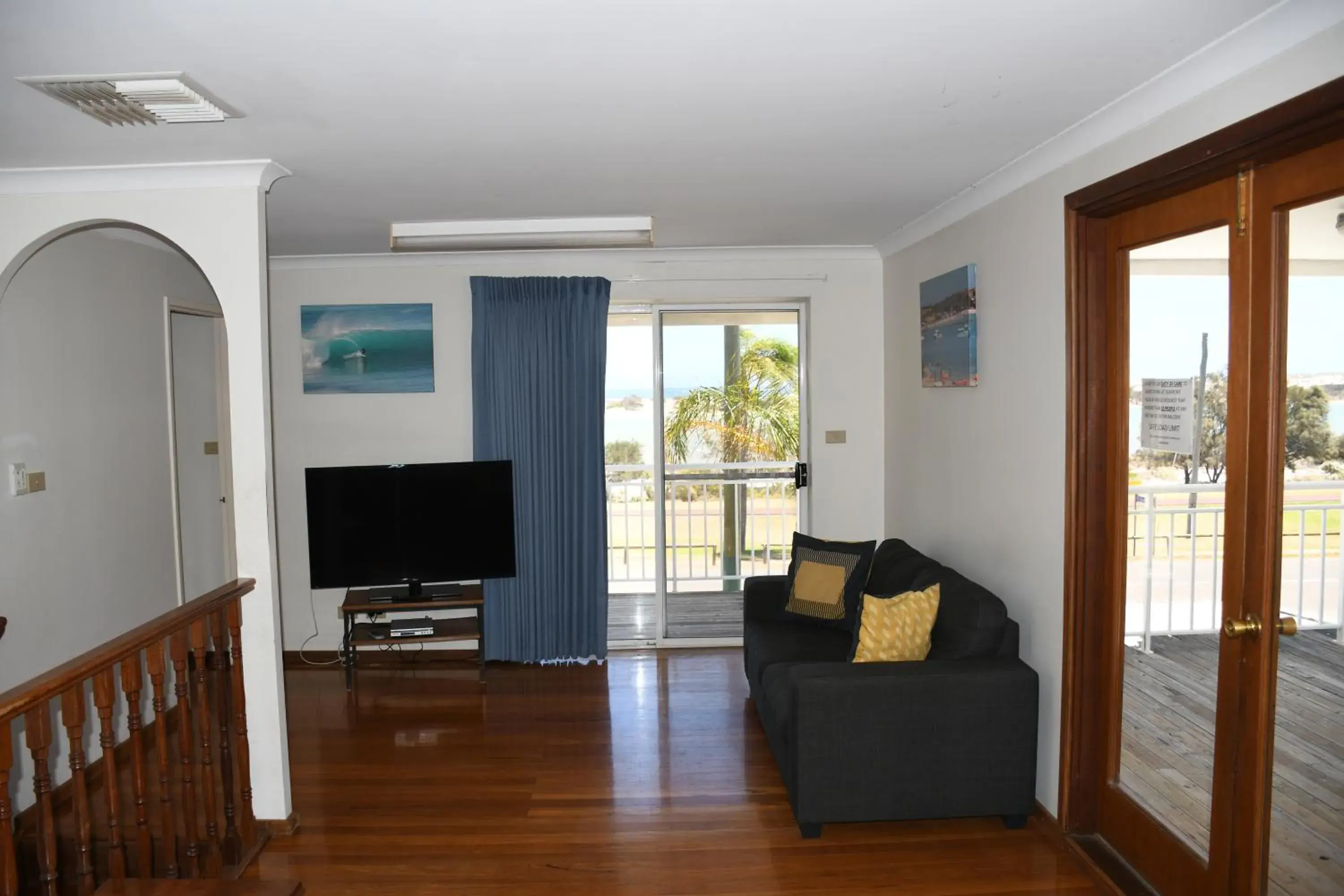 TV/Entertainment Center in Kalbarri Seafront Villas