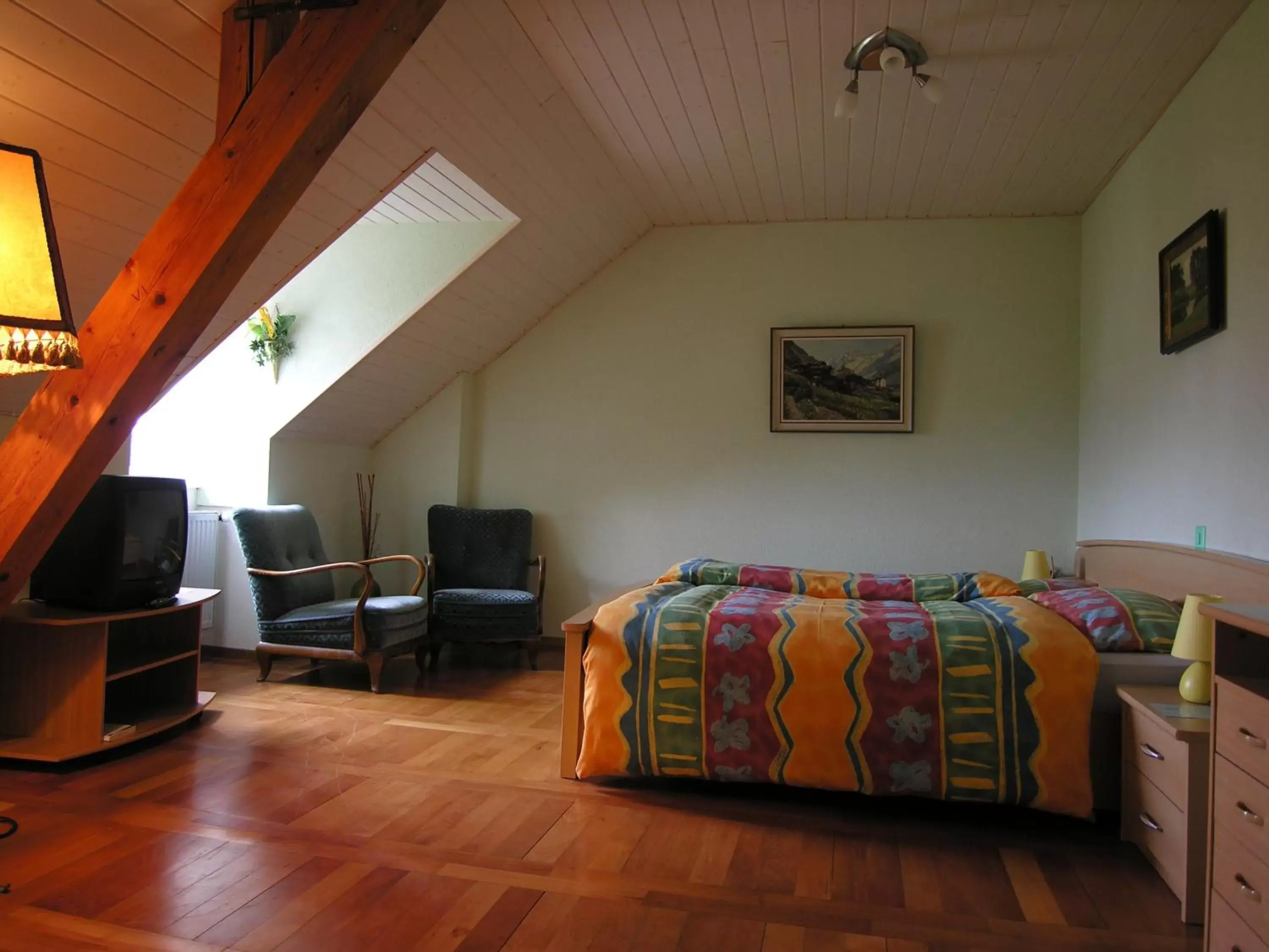 Photo of the whole room, TV/Entertainment Center in Hotel Acacia