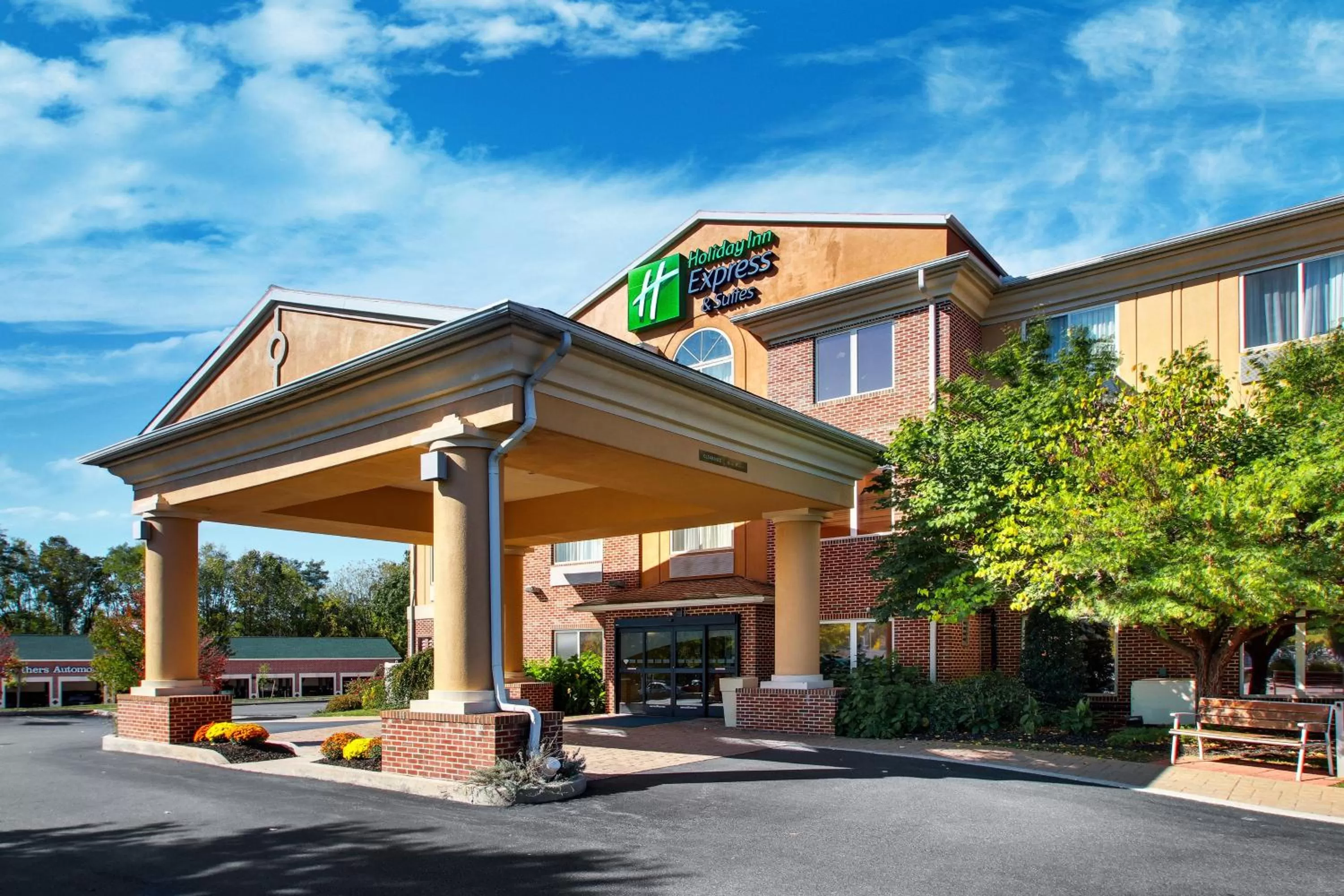 Property building in Holiday Inn Express Hotel & Suites Lancaster-Lititz by IHG