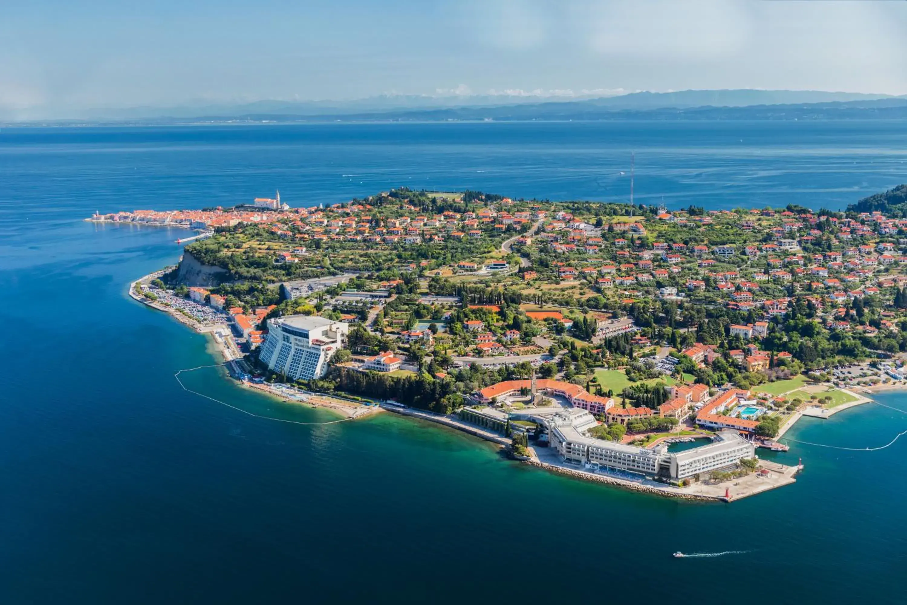 Bird's eye view, Bird's-eye View in Hotel Histrion