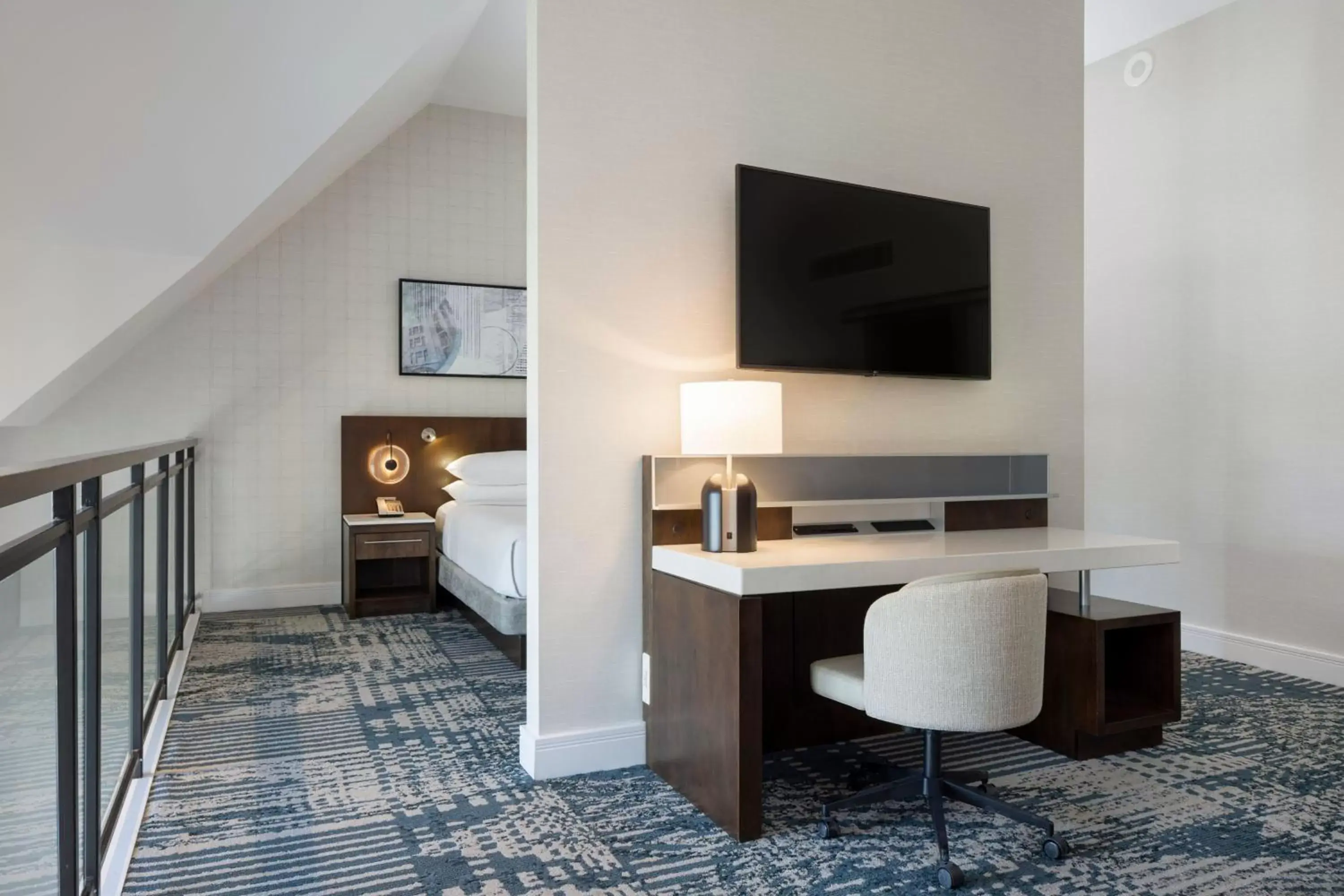 Bedroom, TV/Entertainment Center in Delta Hotels by Marriott Victoria Ocean Pointe Resort