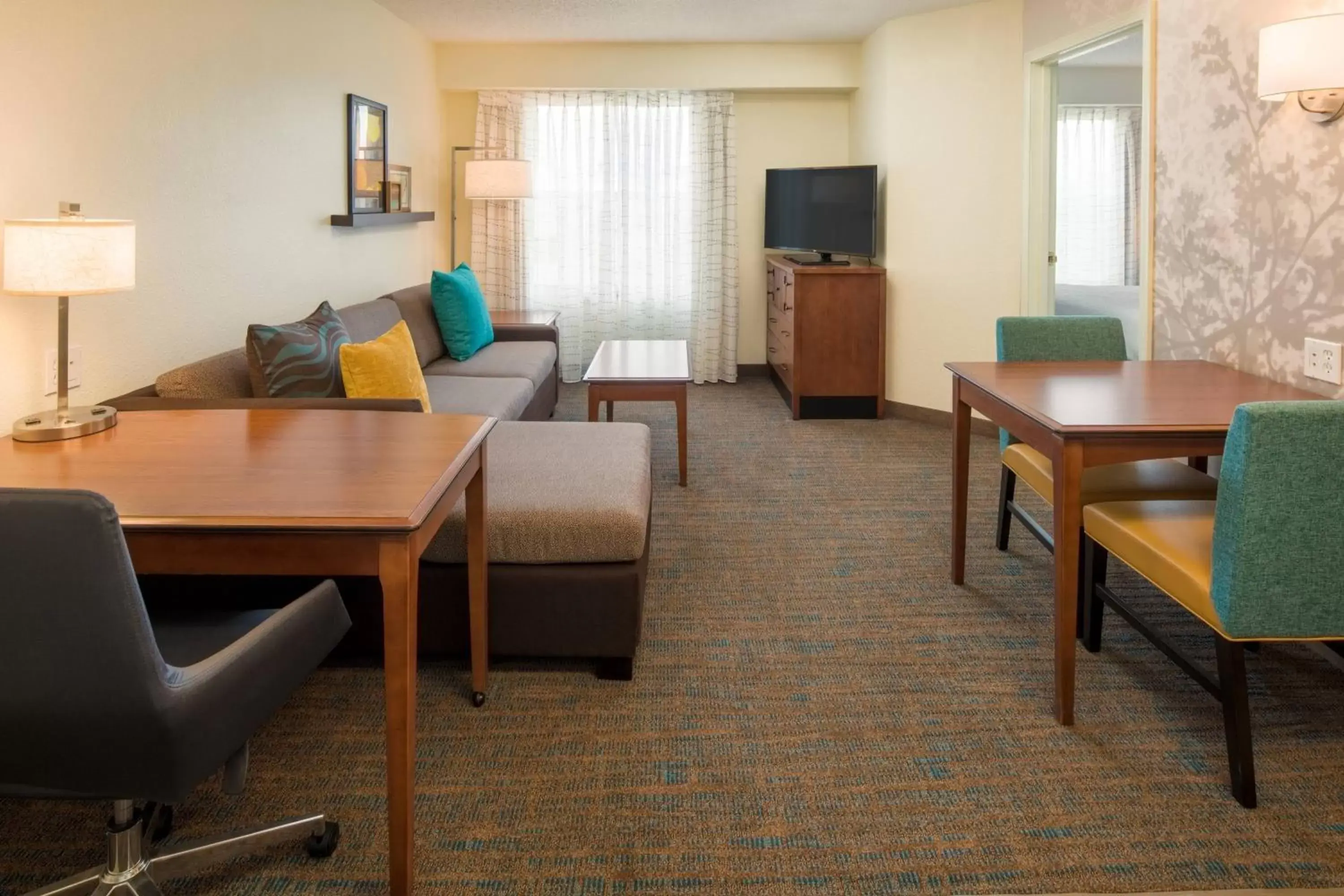 Living room, Seating Area in Residence Inn by Marriott Portland North