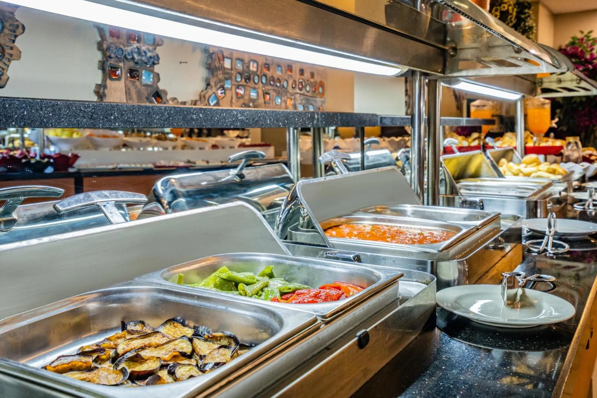 Food and drinks in Buyuk Velic Hotel