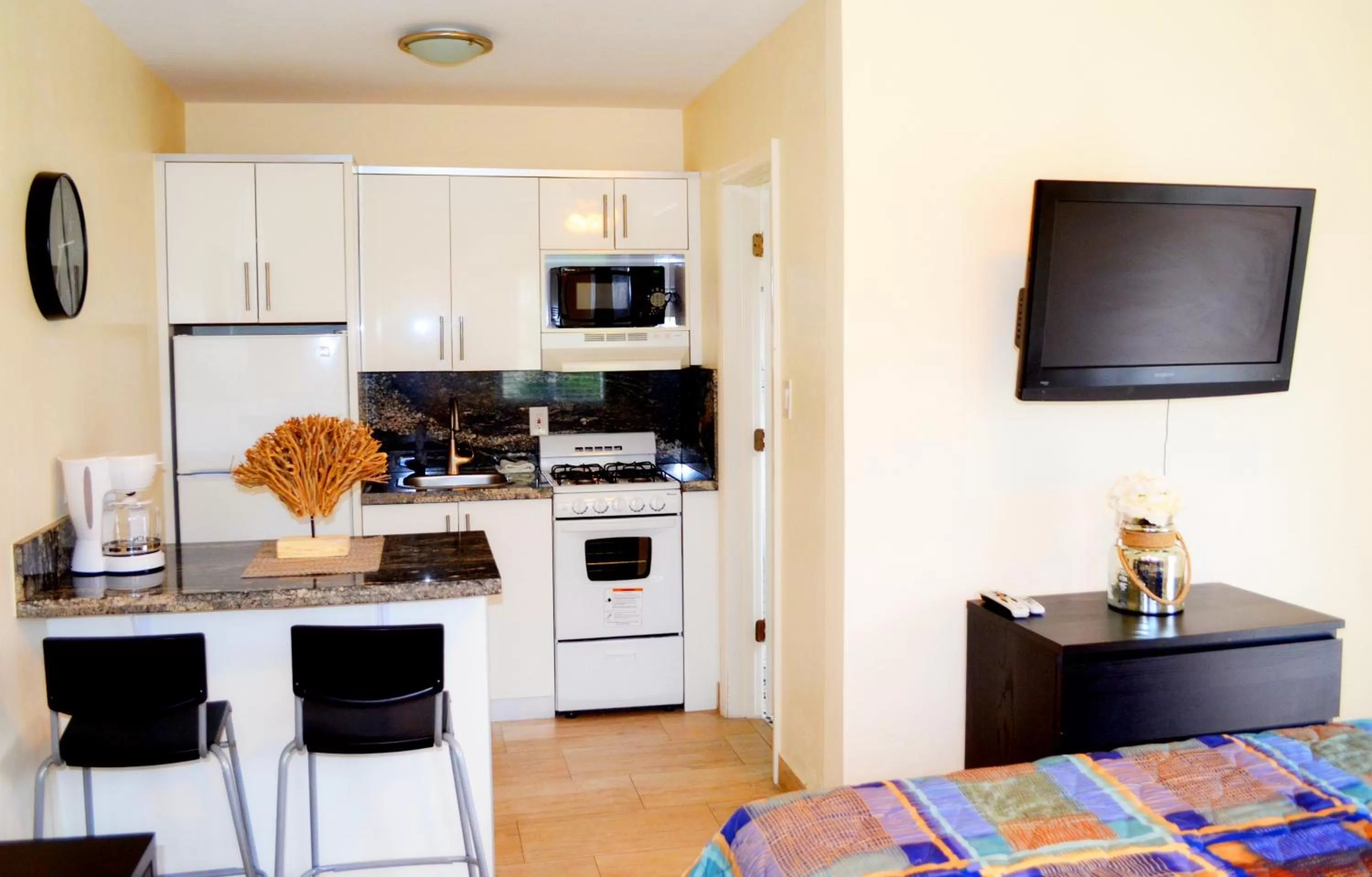 Kitchen or kitchenette in Ocean Drive Villas