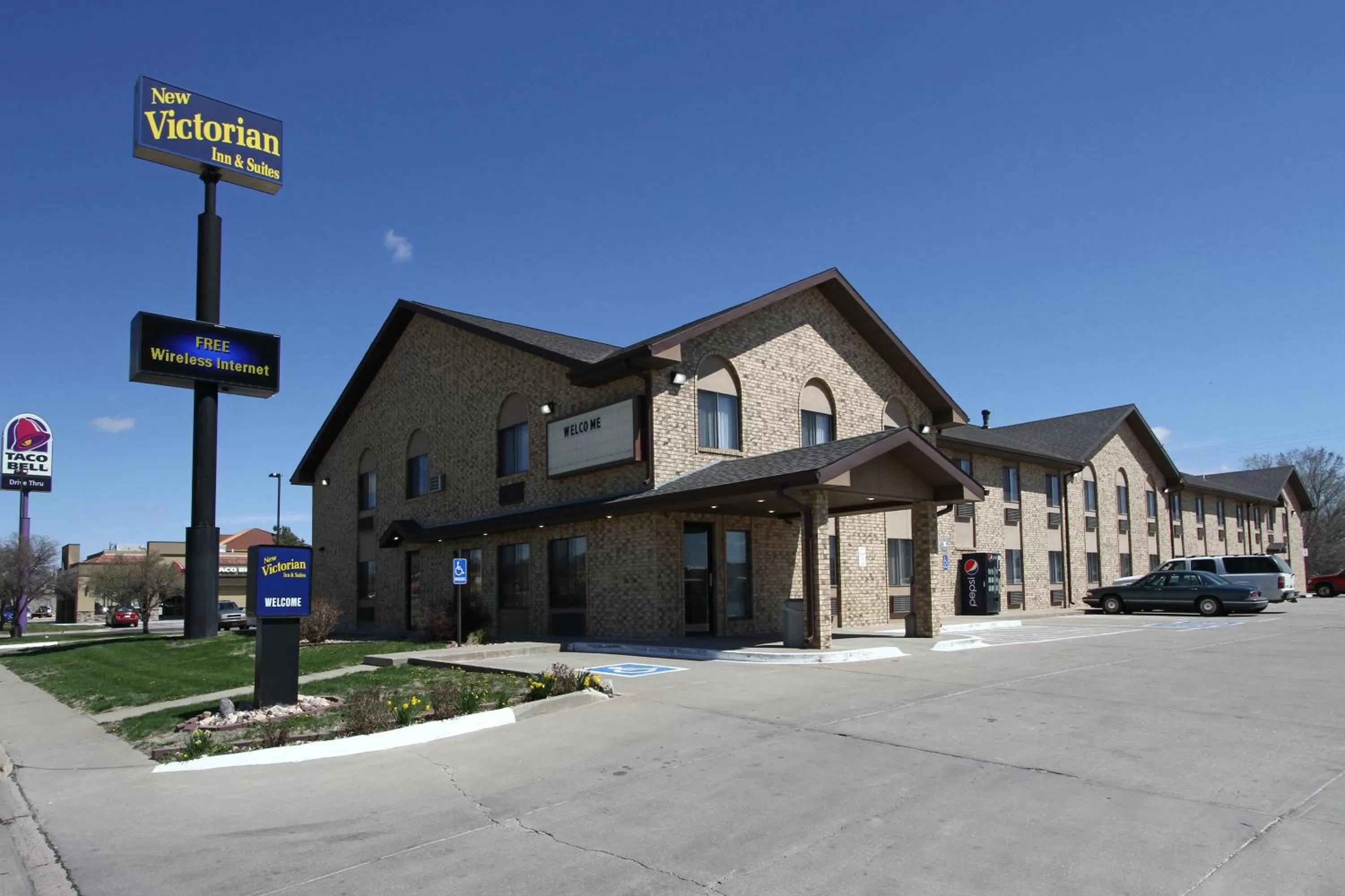 Area and facilities in New Victorian Inn & Suites Kearney