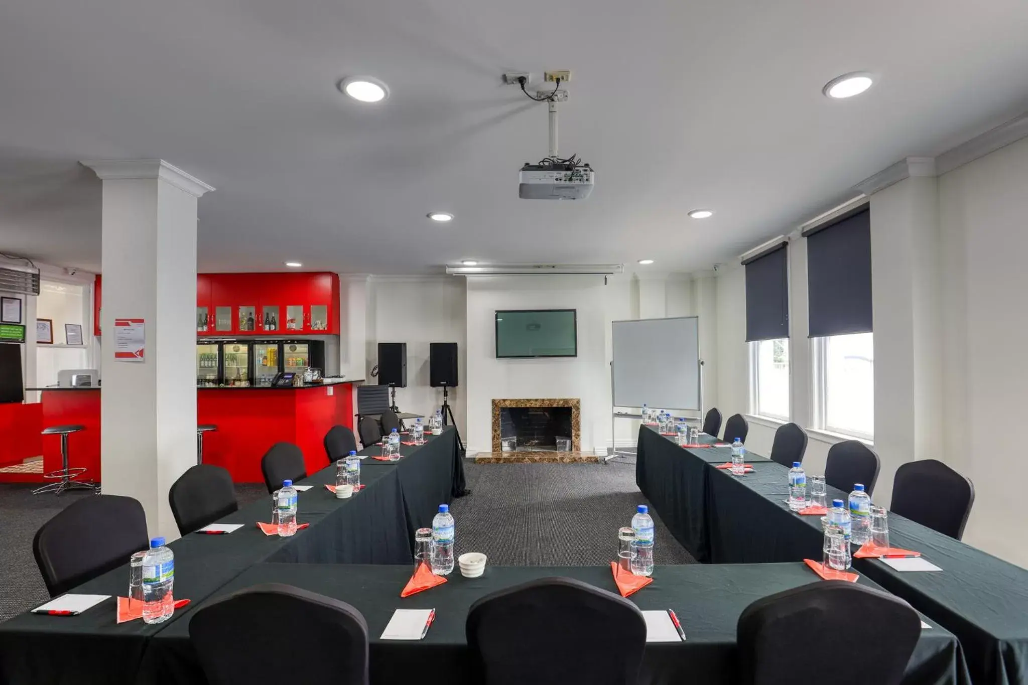 Meeting/conference room in Ramada by Wyndham, Hamilton City Center