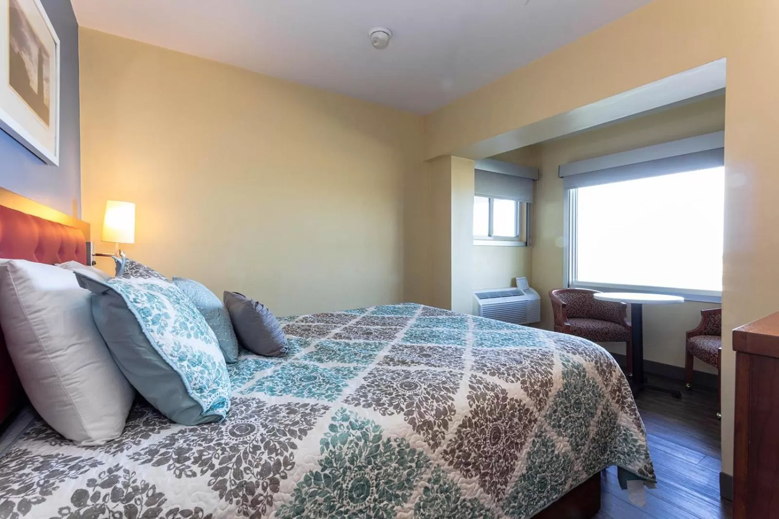 Photo of the whole room, Bed in Scarborough Beach Motel