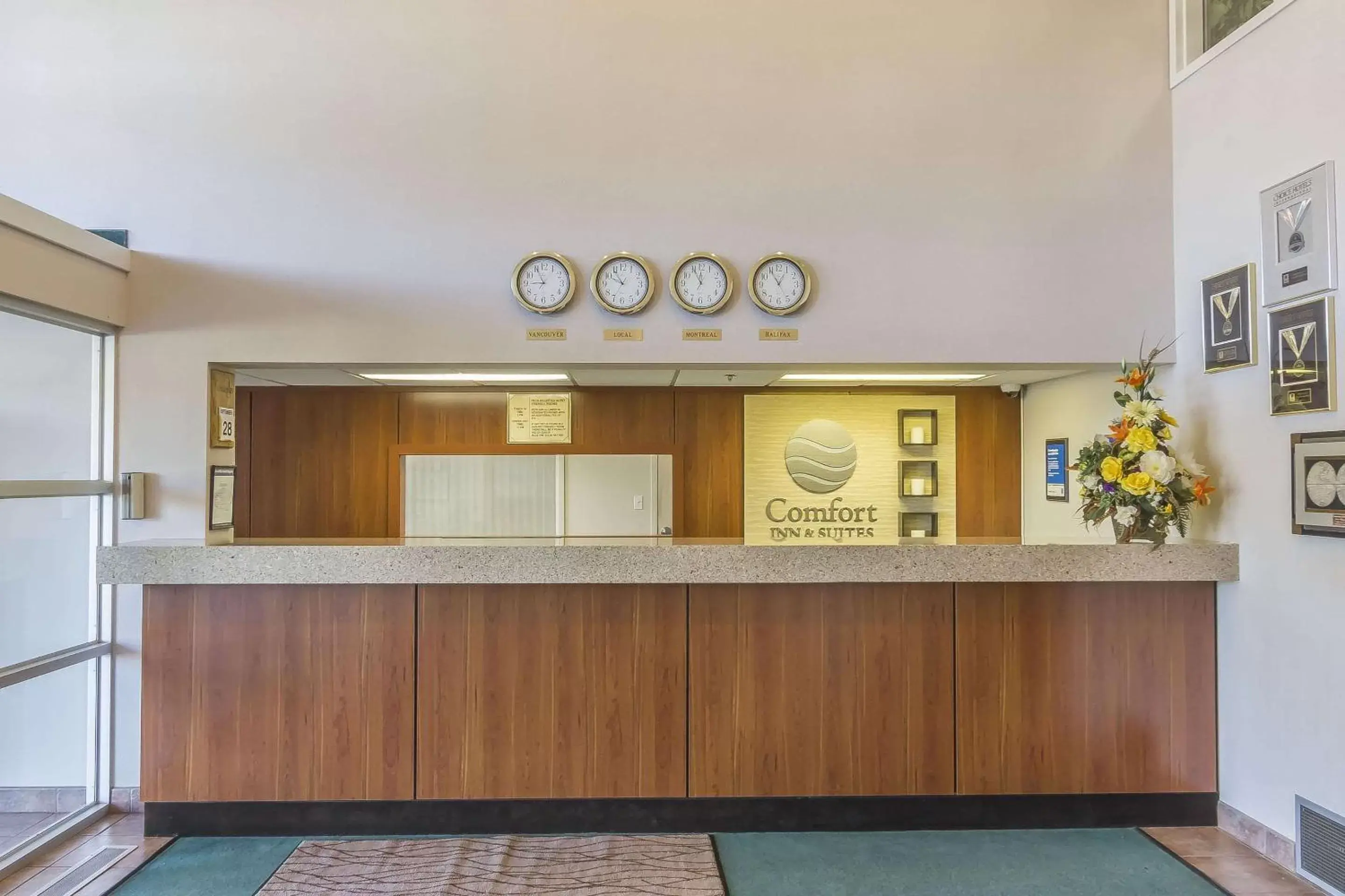 Lobby or reception, Lobby/Reception in Comfort Inn & Suites Moose Jaw