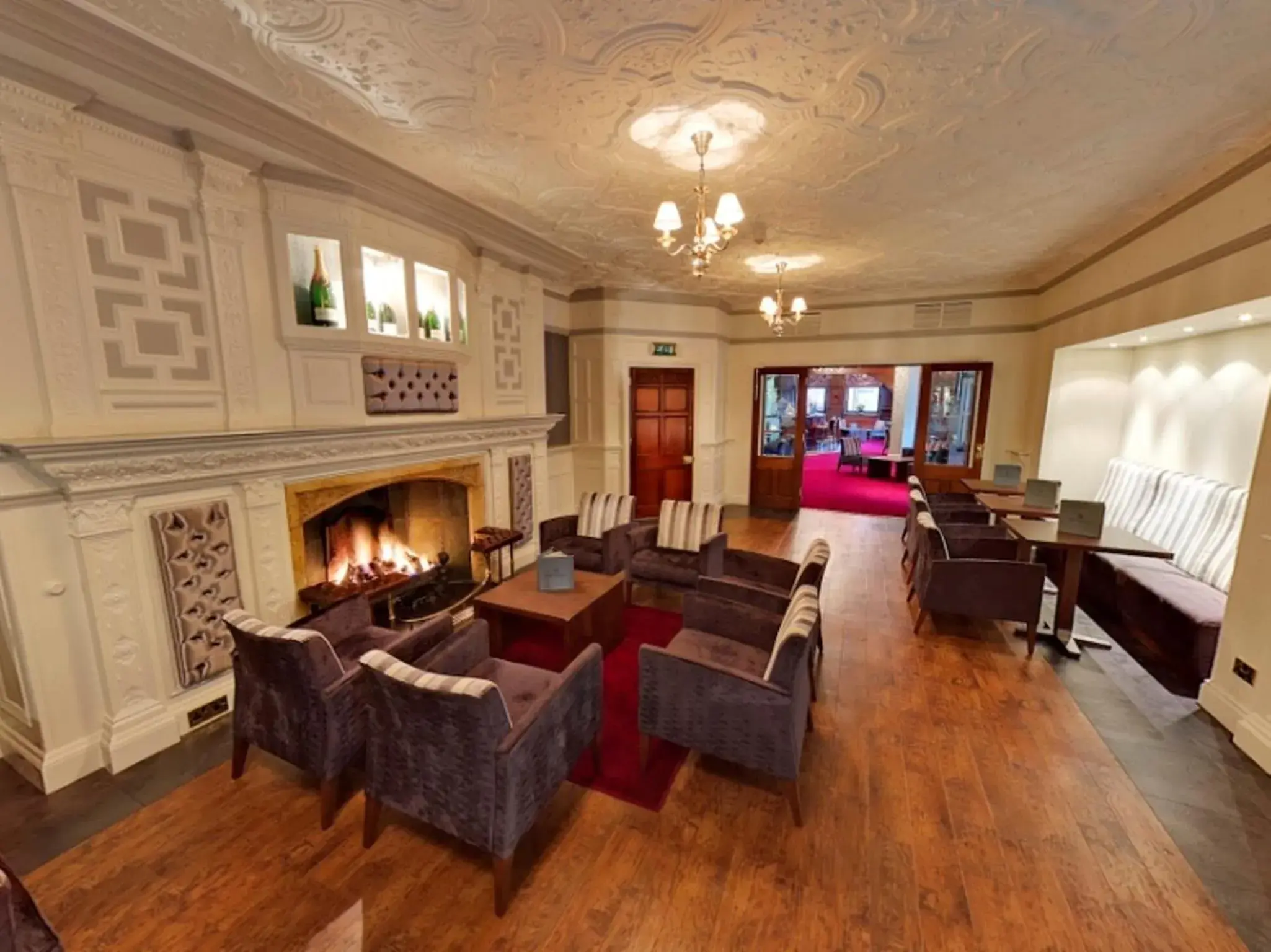 Lounge or bar, Seating Area in The Mount Hotel