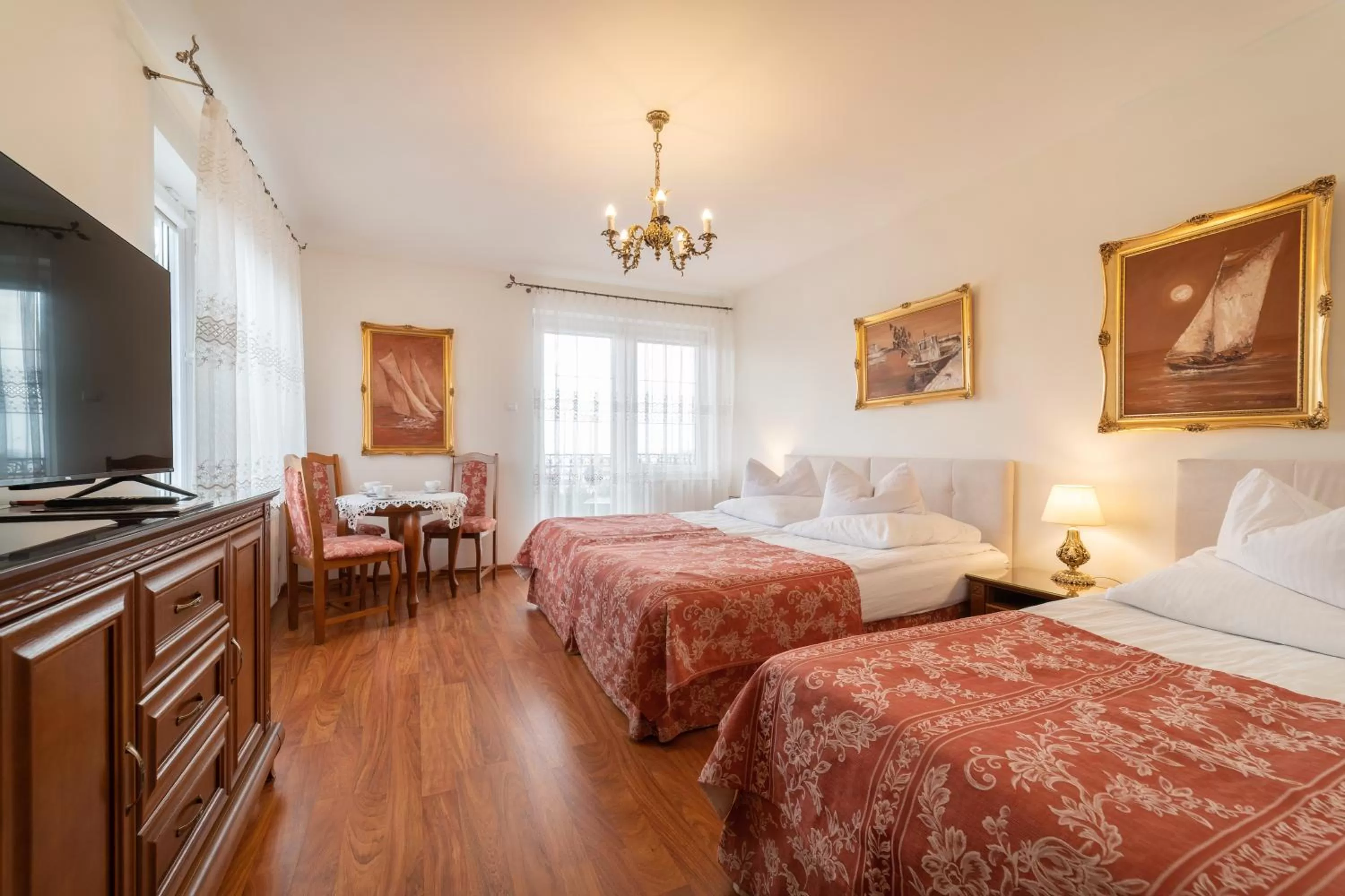 Bed in Pensjonat & Restauracja Admirał