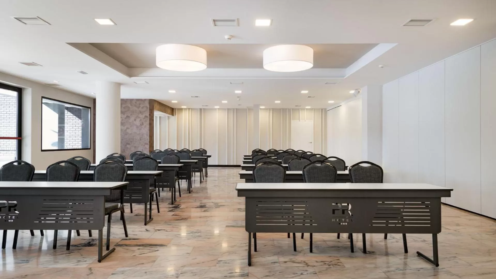 Meeting/conference room in Hotel Parque Real