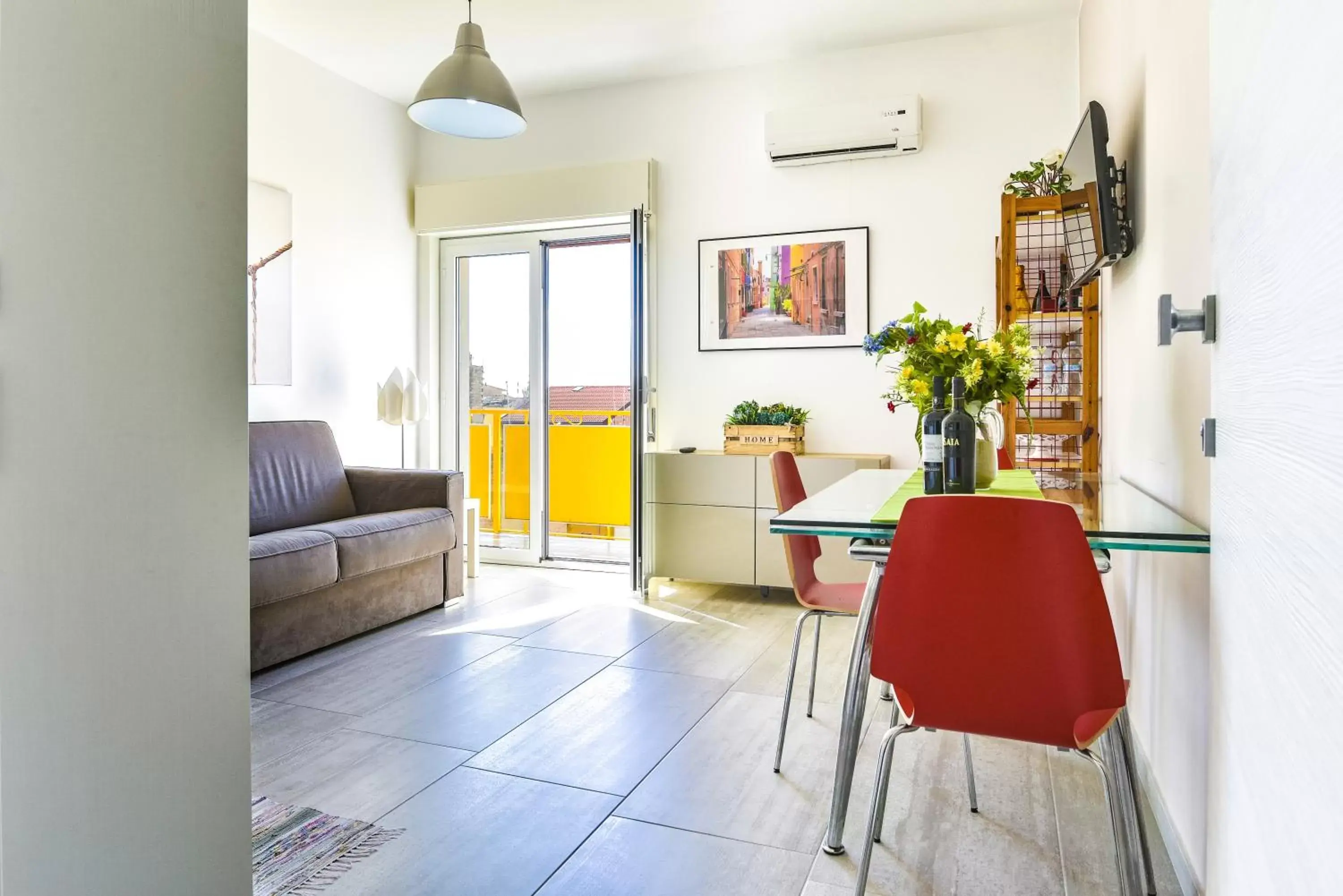 Dining Area in Aurora Residence