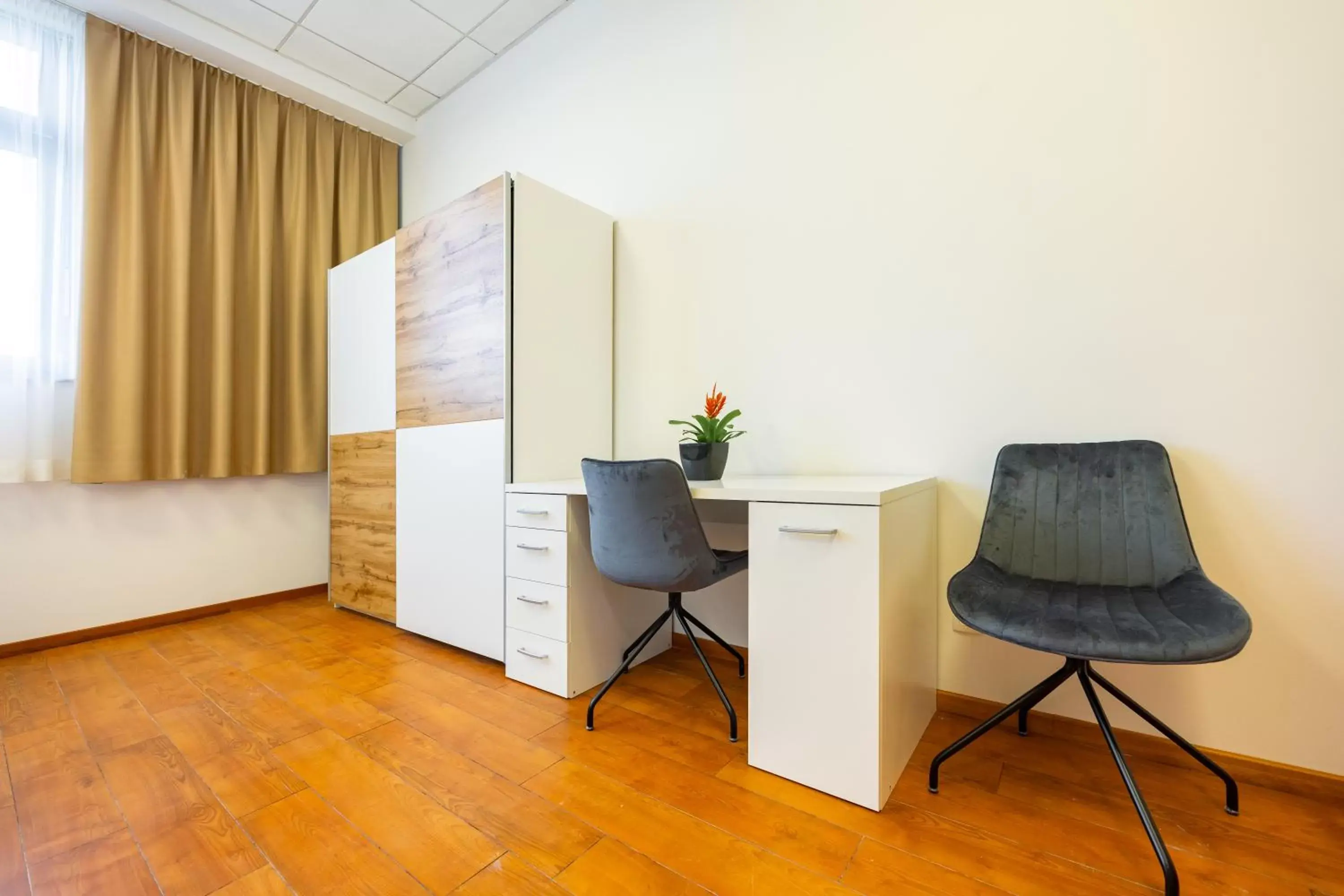 Standard Twin Room with Mountain View - single occupancy in Garni Hotel Azul Standard Twin Room with Mountain View - single occupancy in Garni Hotel Azul