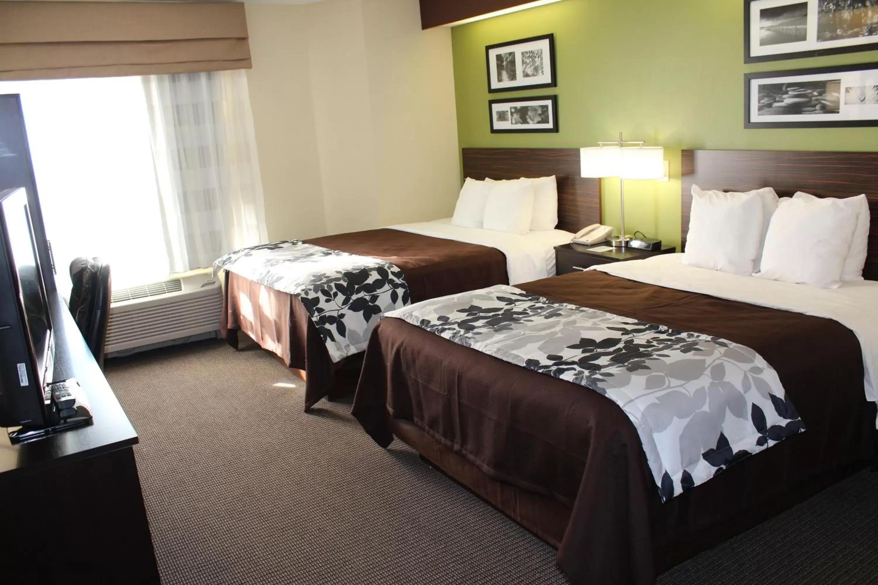 Queen Room with Two Queen Beds - Non-Smoking in Sleep Inn Matthews