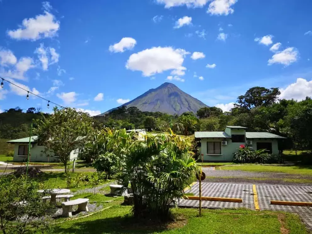 Property Building in Confort Arenal