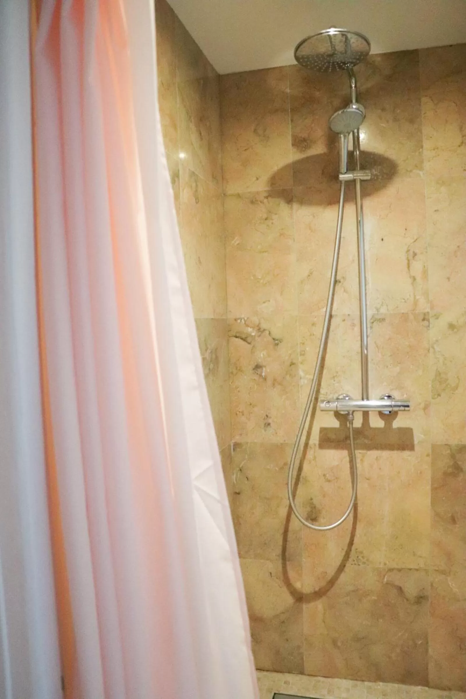 Bathroom in Le Logis d'Arniere