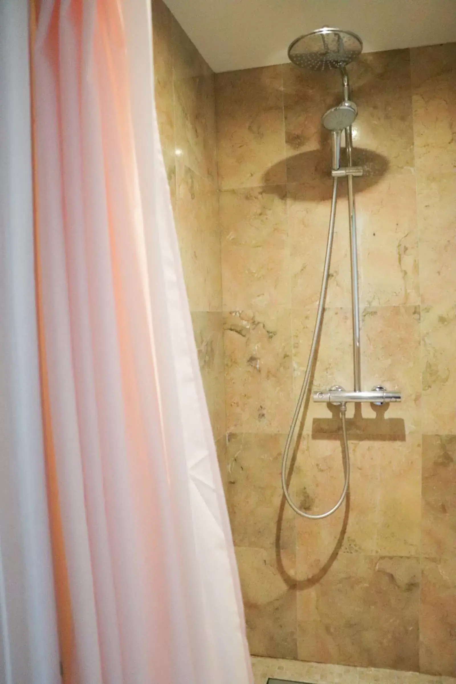 Bathroom in Le Logis d'Arniere