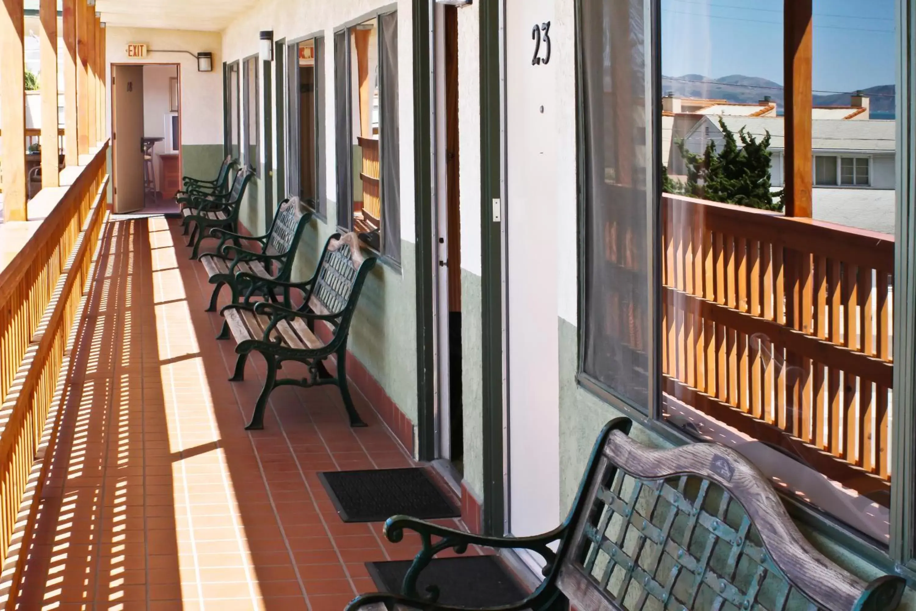 Balcony/Terrace in Motel 6 Pismo Beach CA Pacific Ocean