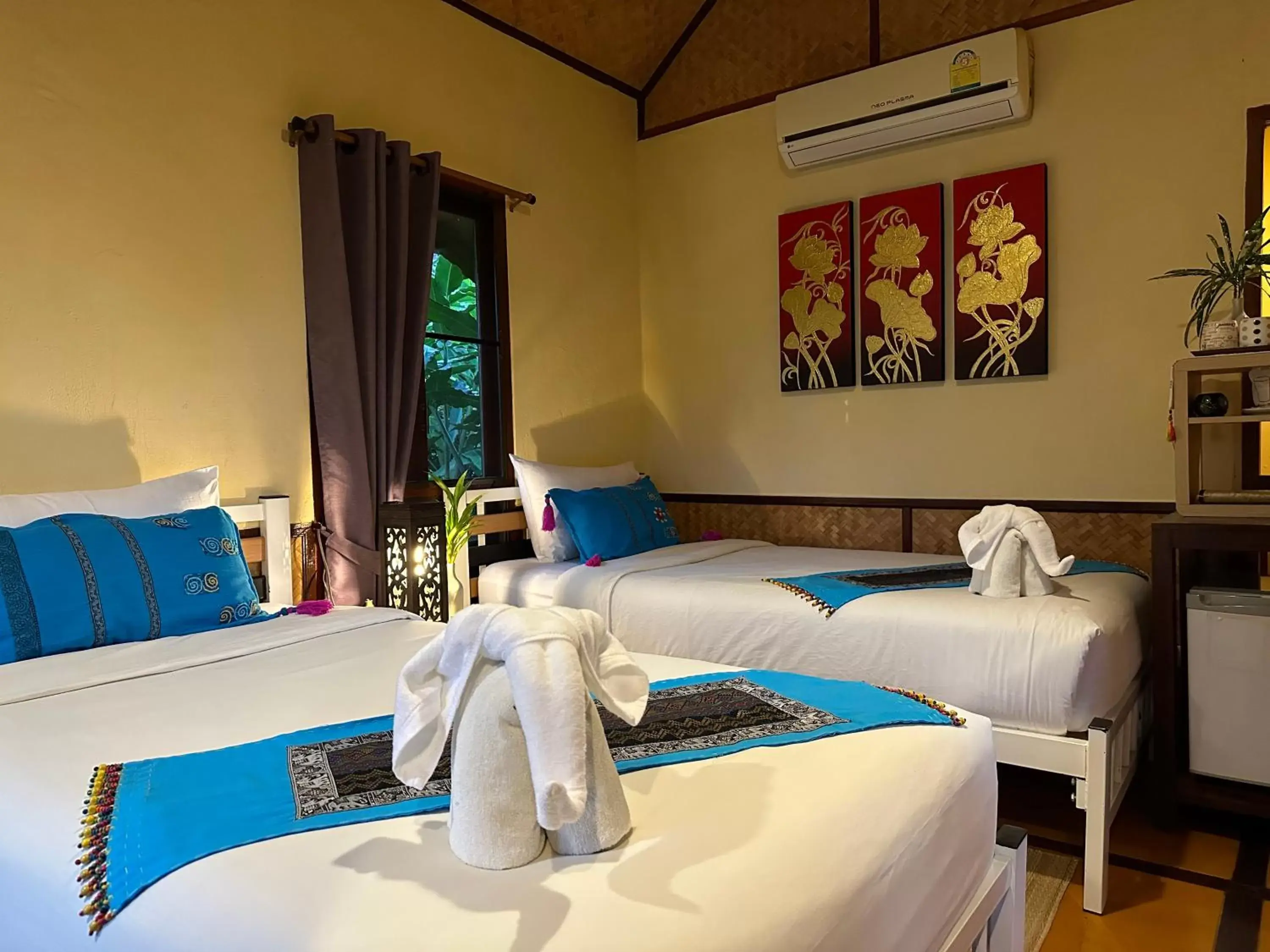 Bed in Pura Vida Pai Resort