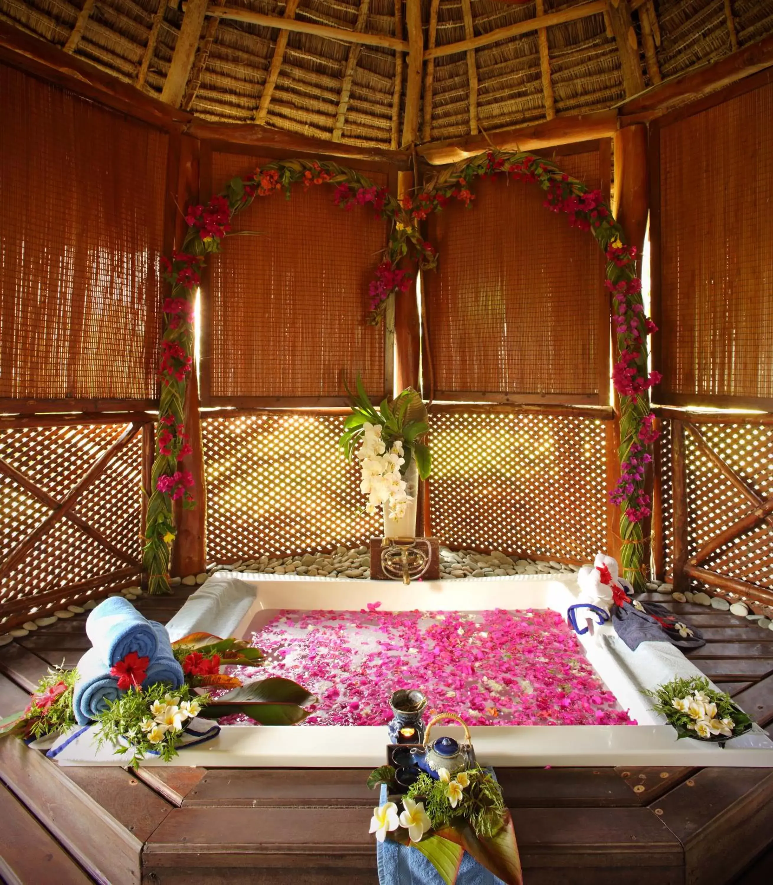 Spa and wellness centre/facilities, Children in Sultan Sands Island Resort