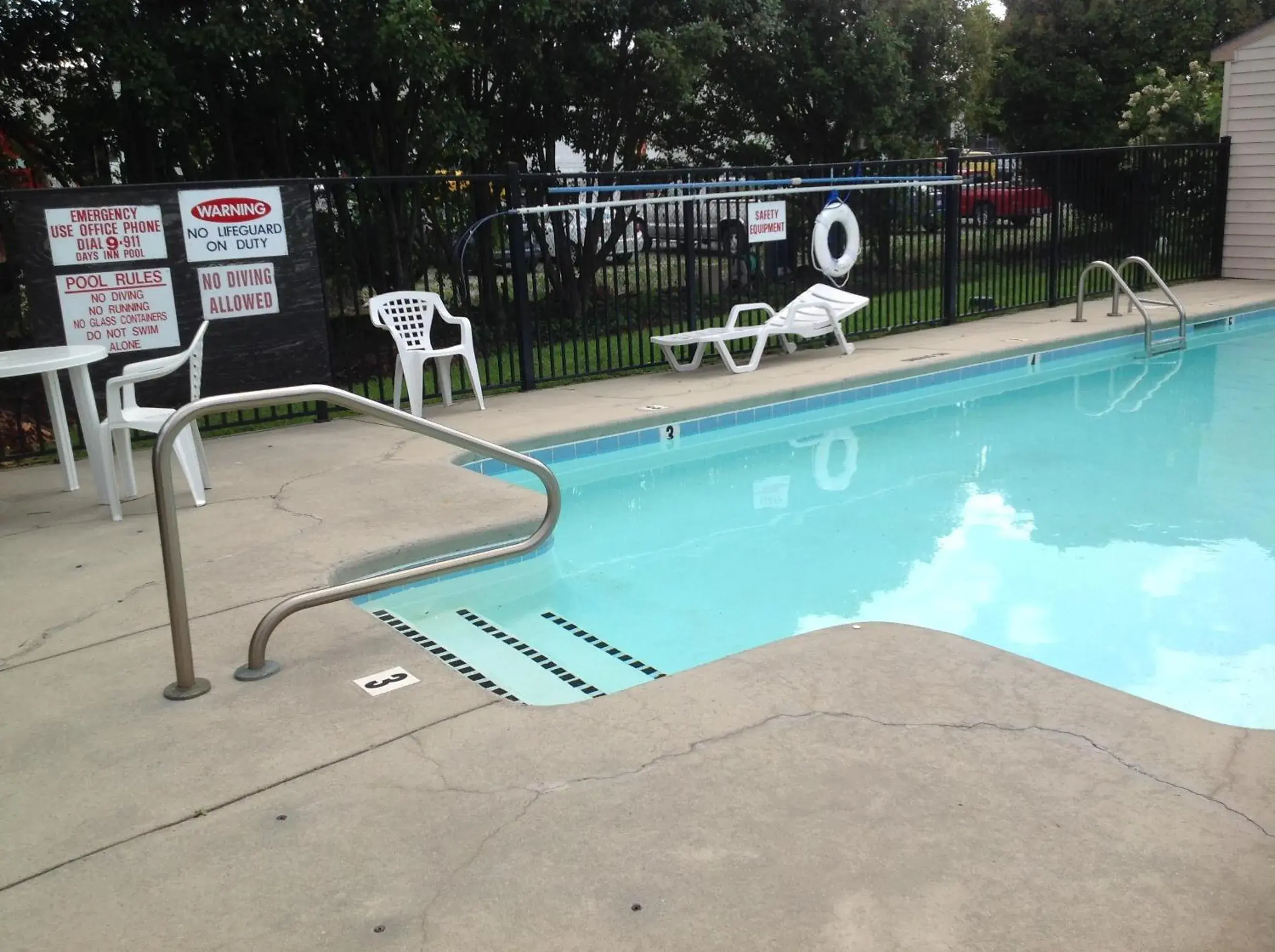 Swimming Pool in Days Inn by Wyndham Clinton