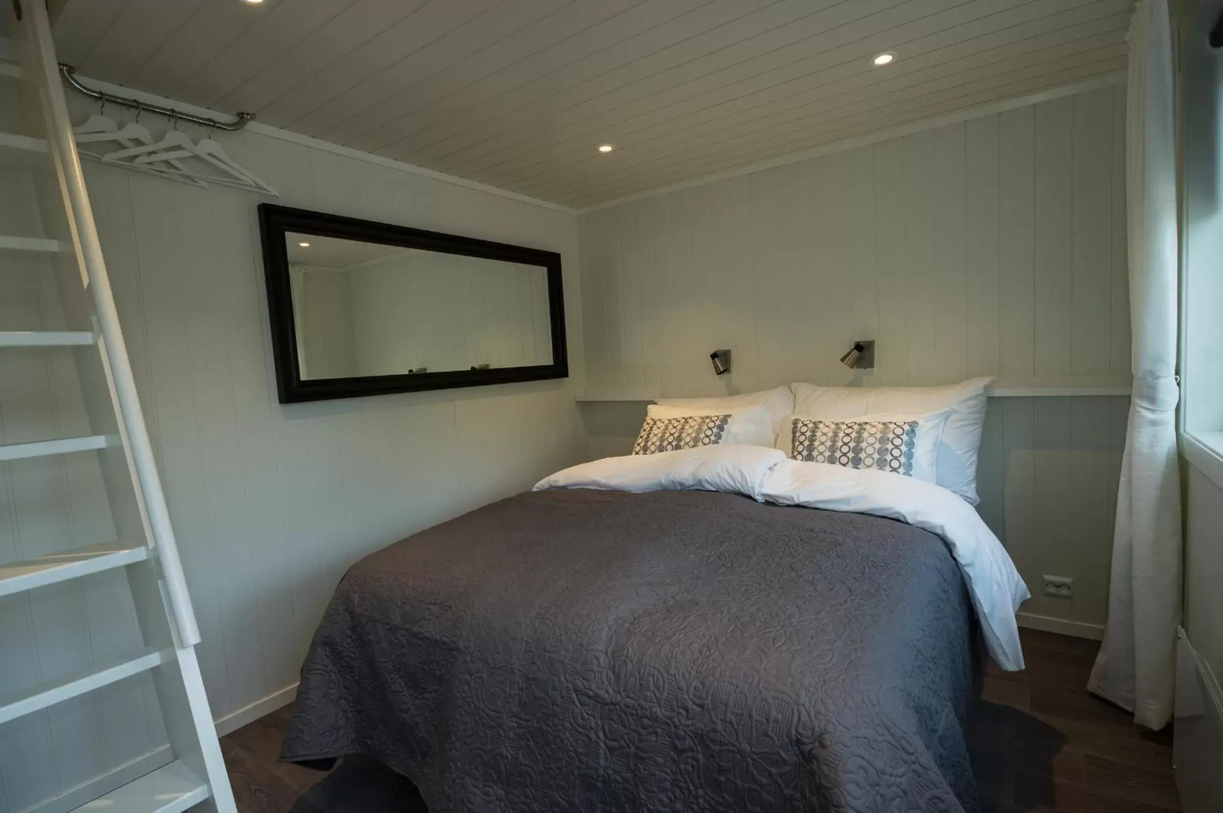 Family Room with Private Bathroom in Krøgeneslåven Microtel Family Room with Private Bathroom in Krøgeneslåven Microtel