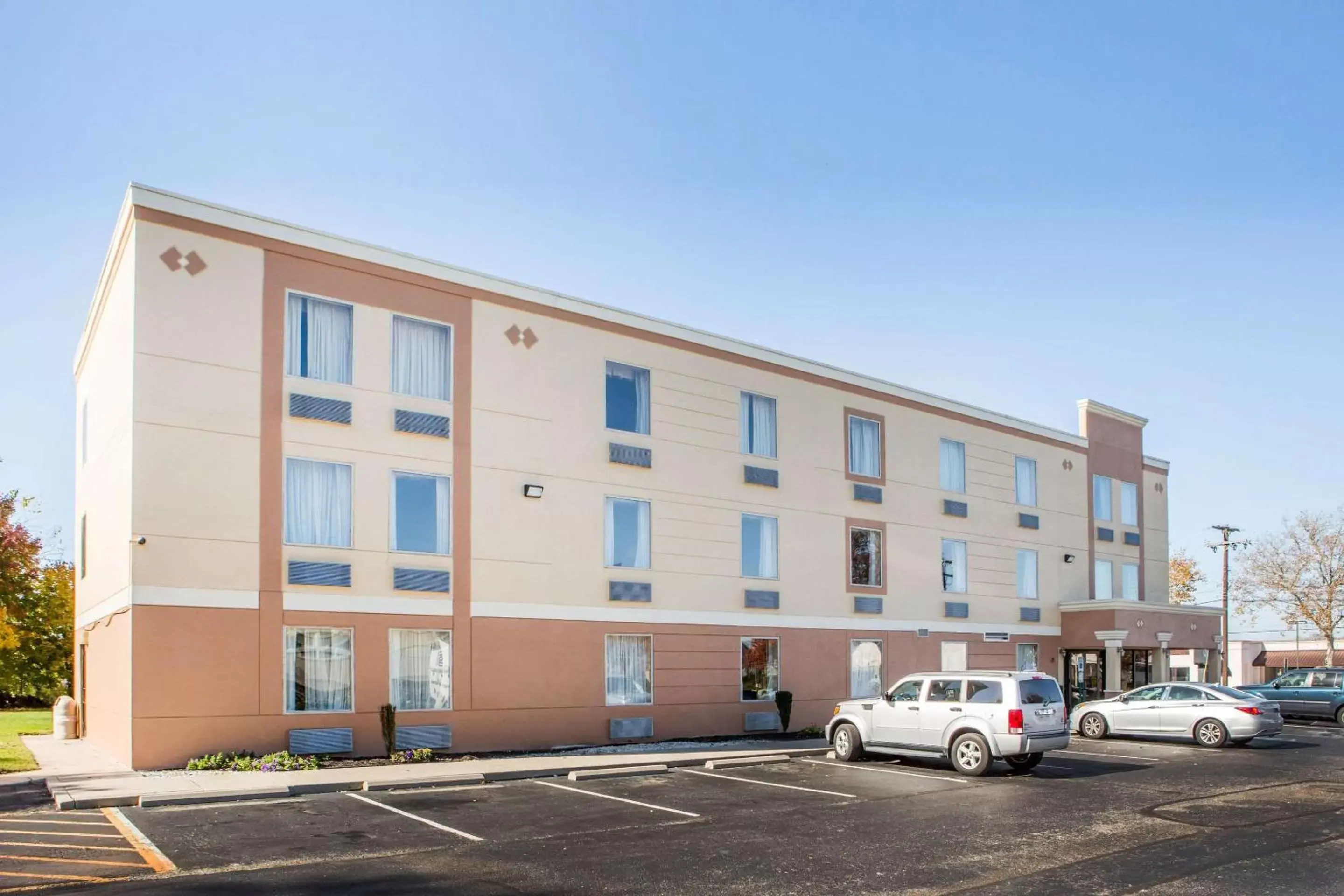 Property Building in Quality Inn Vineland – Millville
