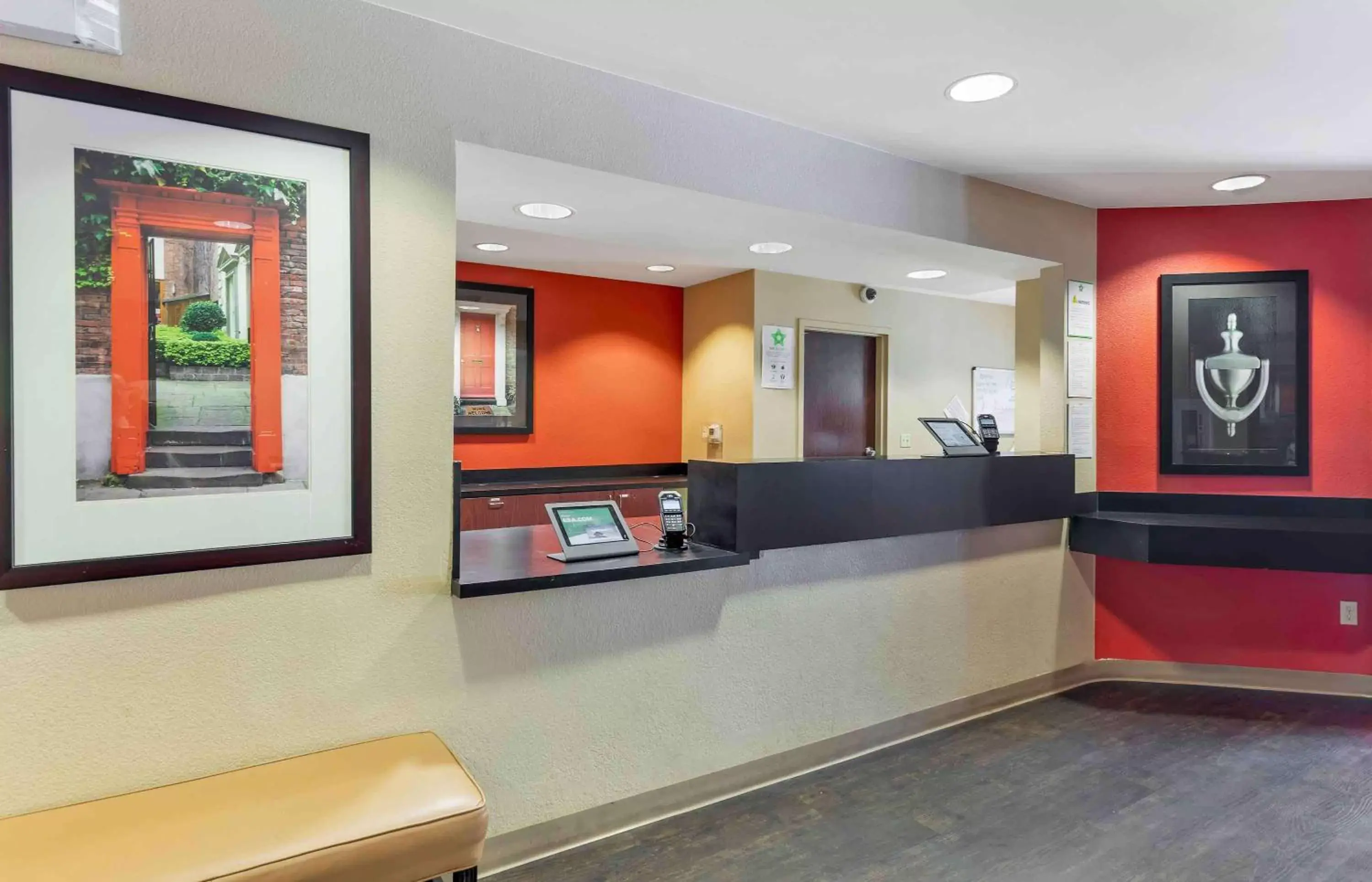 Lobby or reception, Lobby/Reception in Extended Stay America Suites - Los Angeles - Valencia