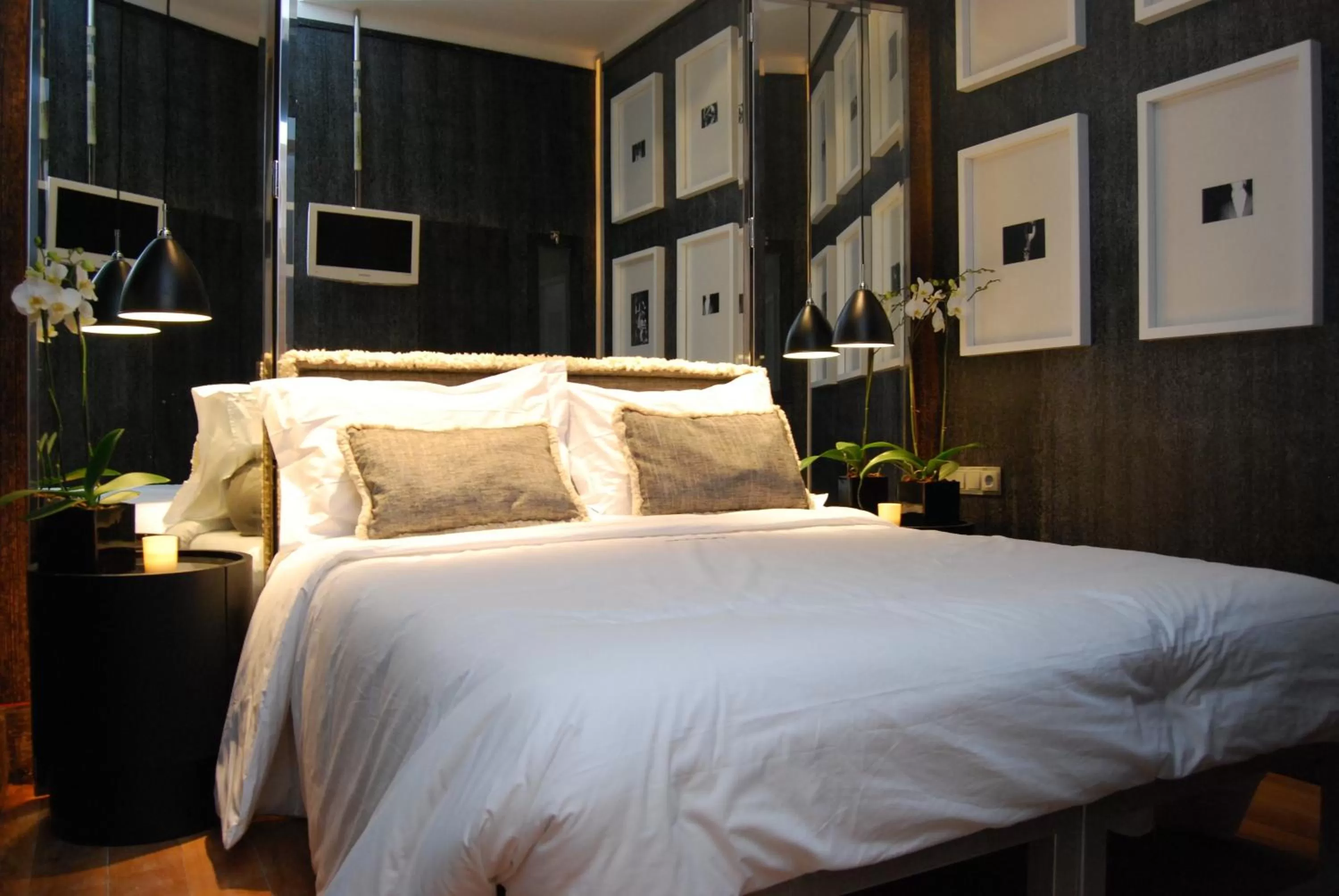 Small Room with Interior View in Browns Boutique Hotel