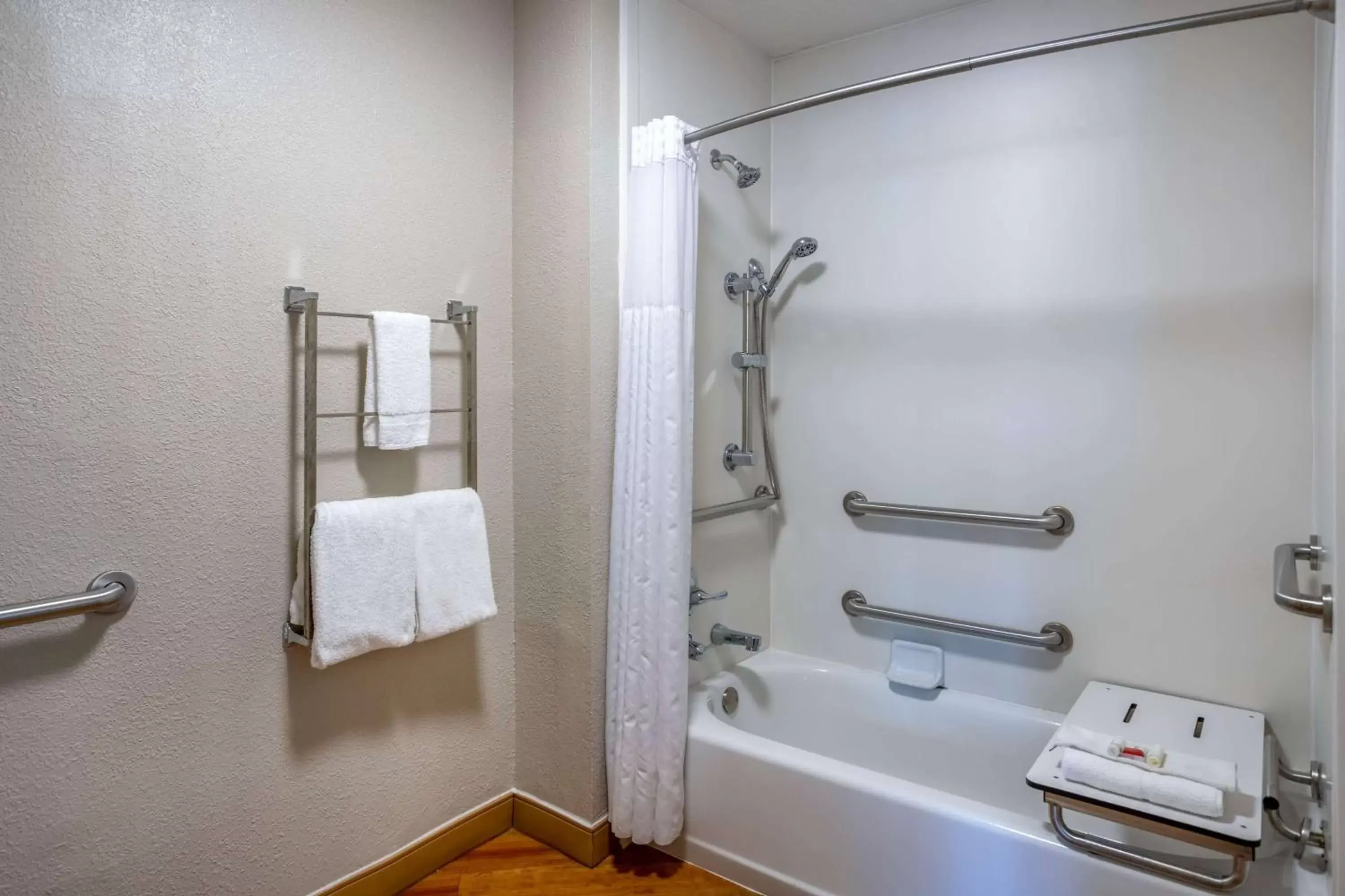 Bathroom in Days Inn by Wyndham Pleasant Prairie Kenosha