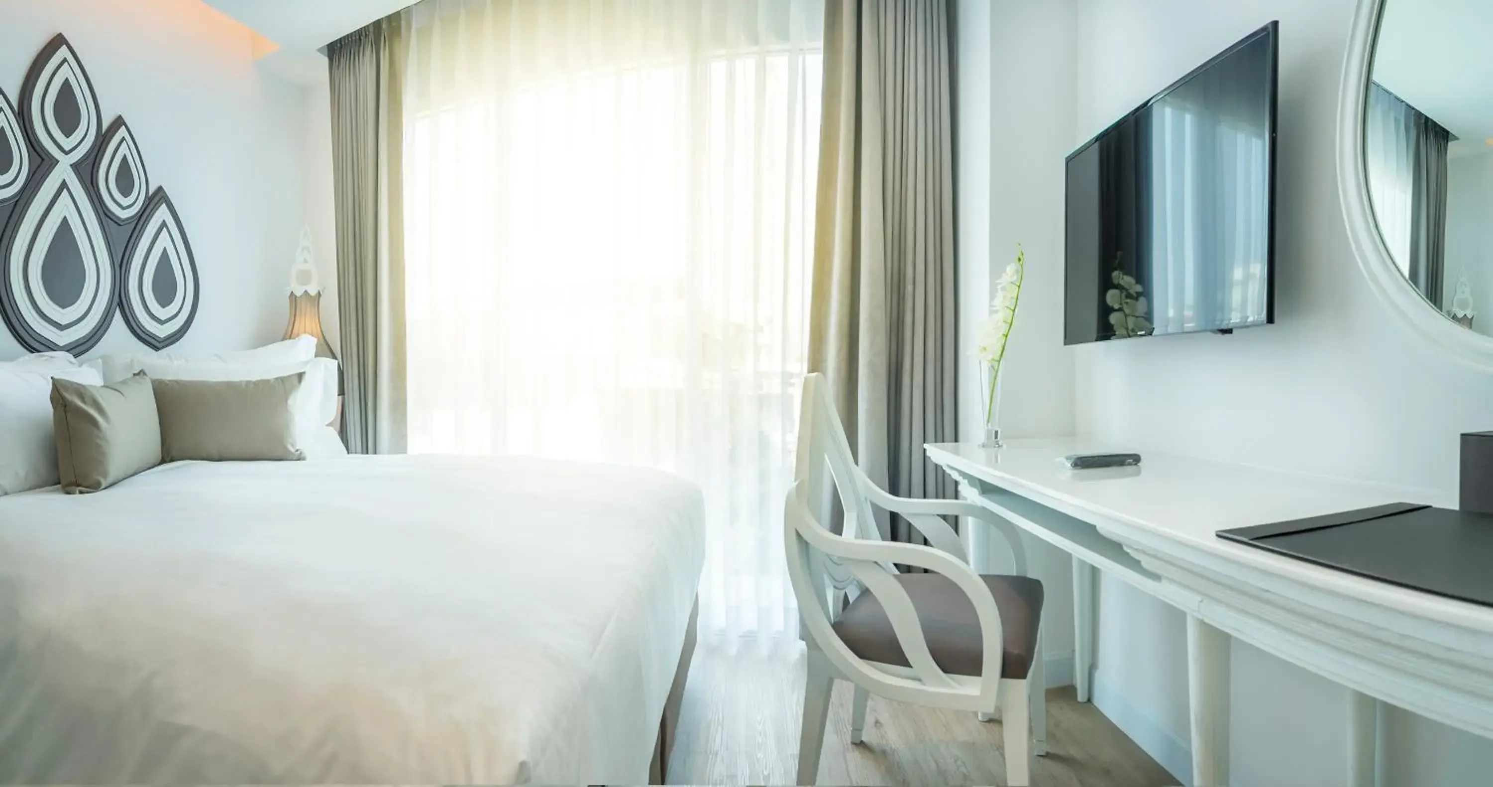 Bedroom in Anajak Bangkok Hotel - SHA Plus