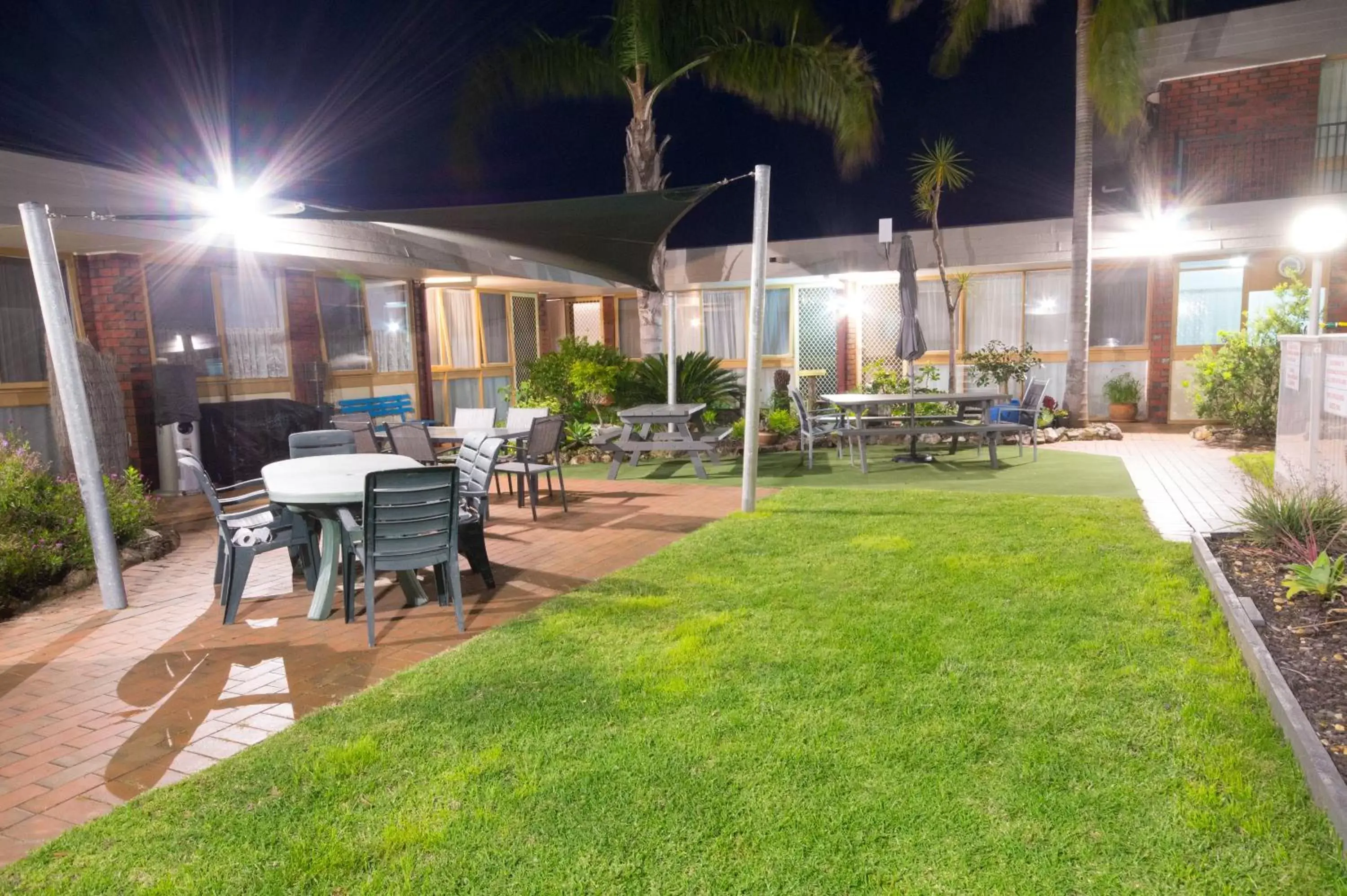 Inner courtyard view in Kalindo Merimbula