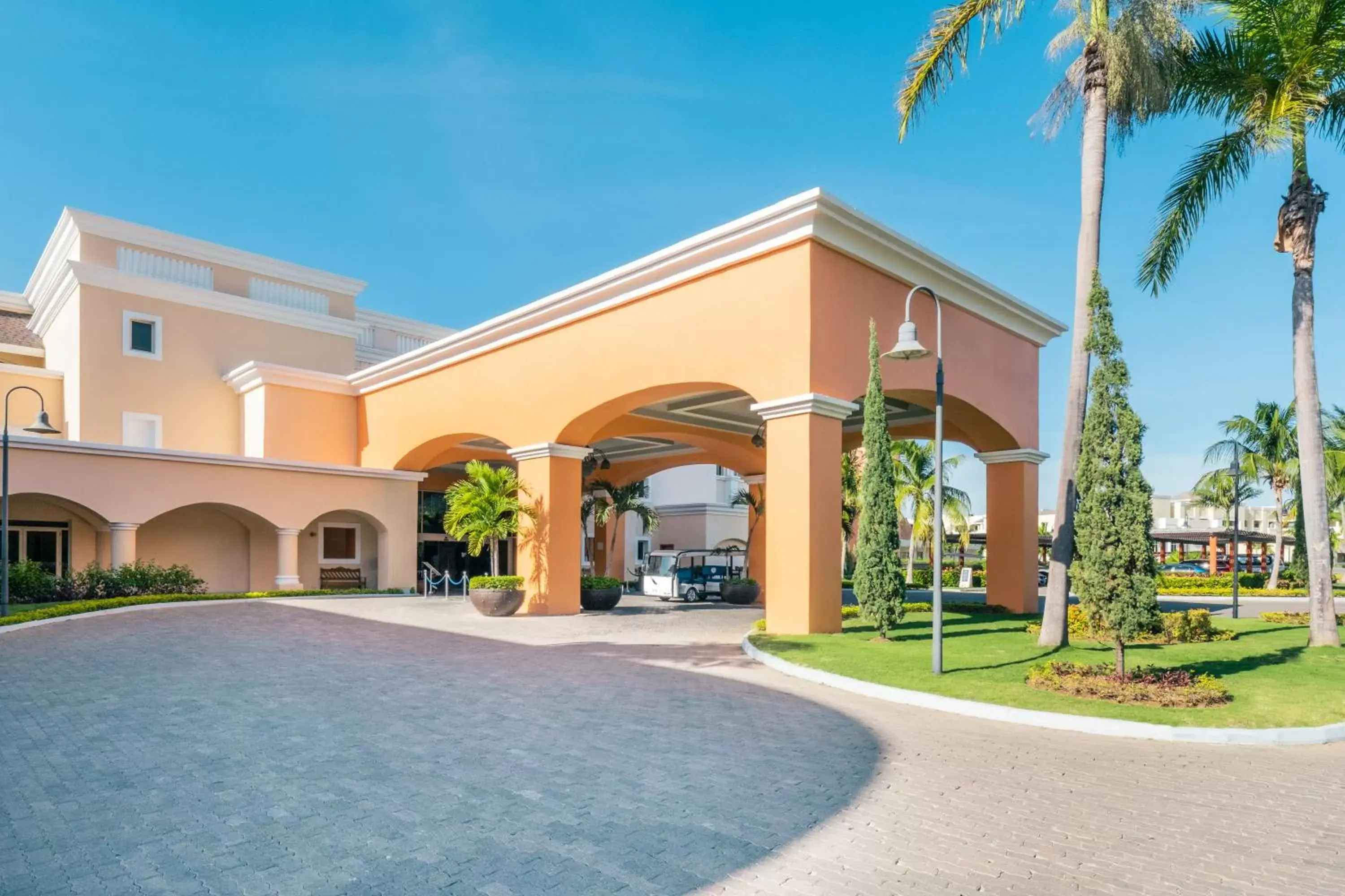Facade/entrance, Property Building in Iberostar Selection Rose Hall Suites