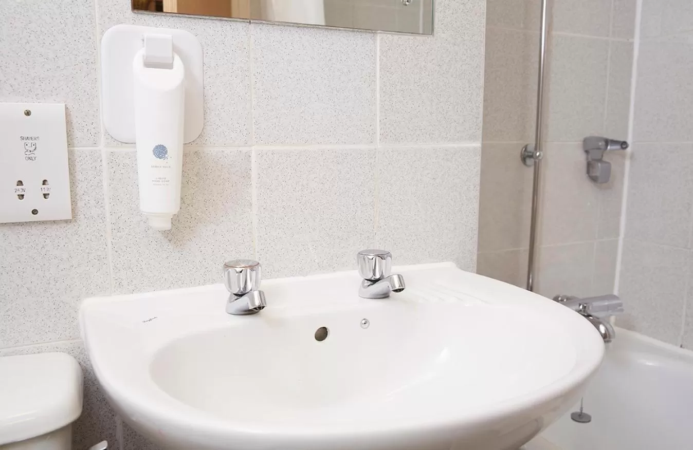 De Trafford Arms by Chef & Brewer Collection