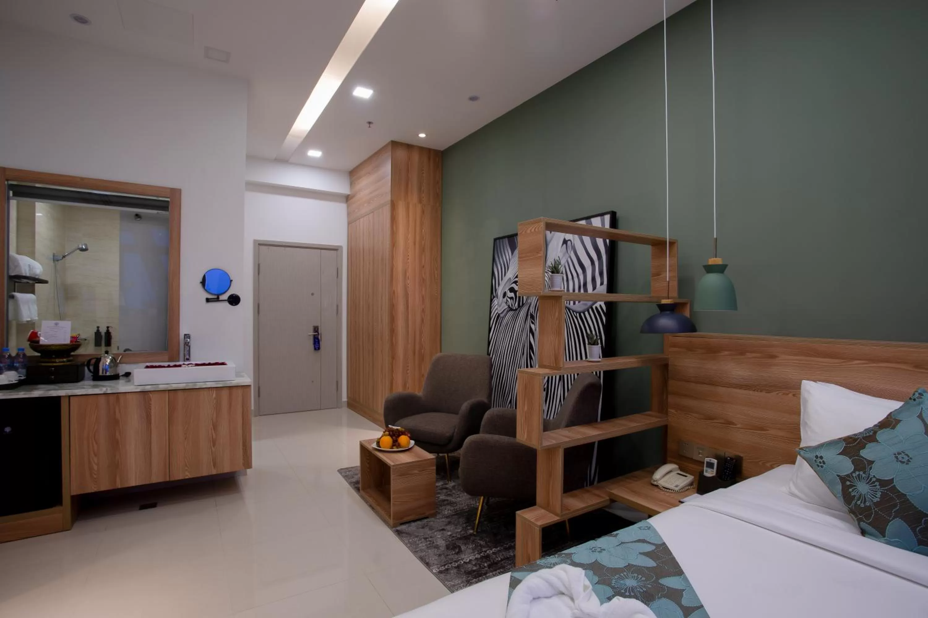 Bedroom, Bed in The Snowbell Hotel