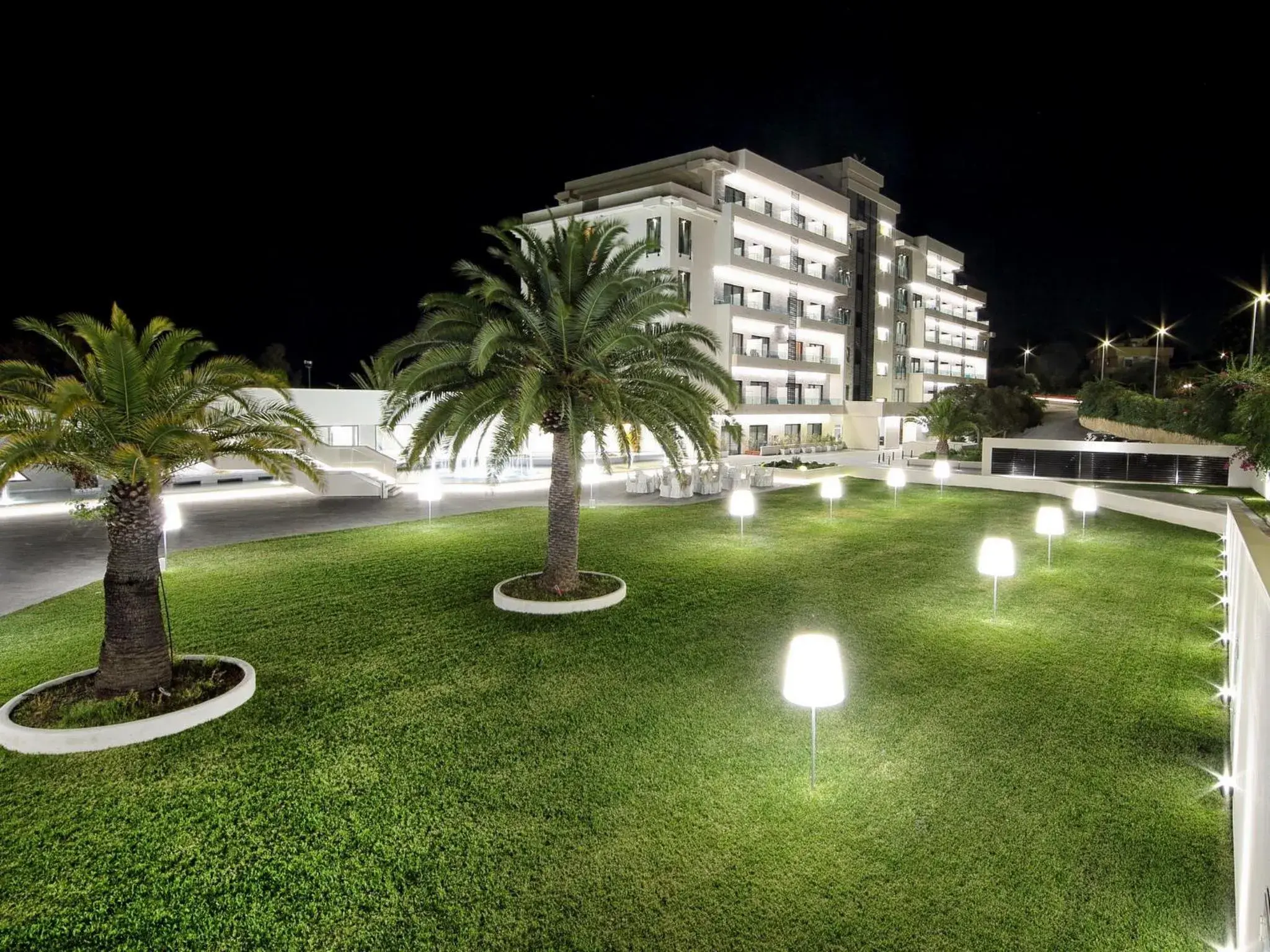 Garden, Property Building in Hotel Santa Lucia Le Sabbie d'Oro