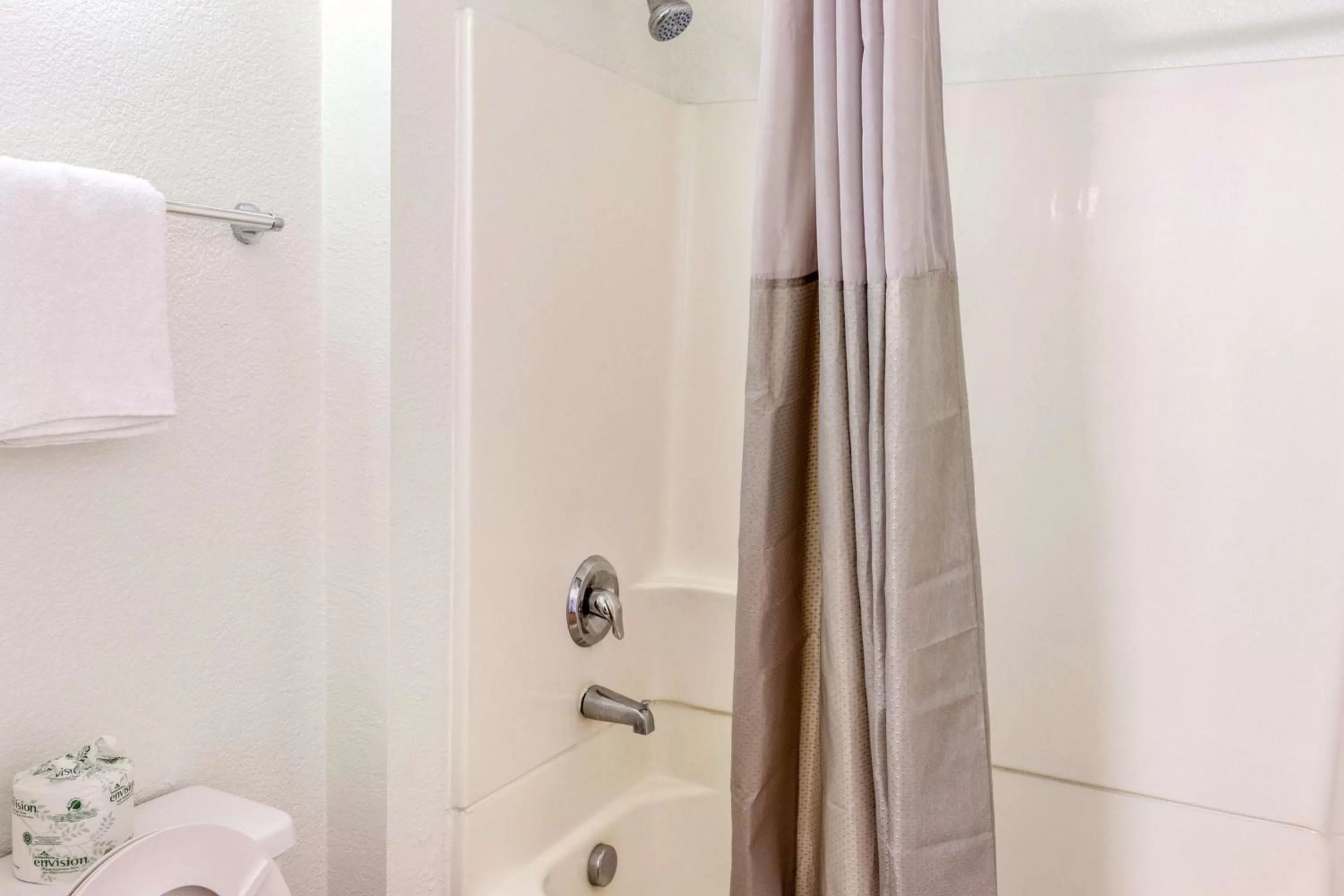 Shower in Motel 6-Bakersfield, CA - East