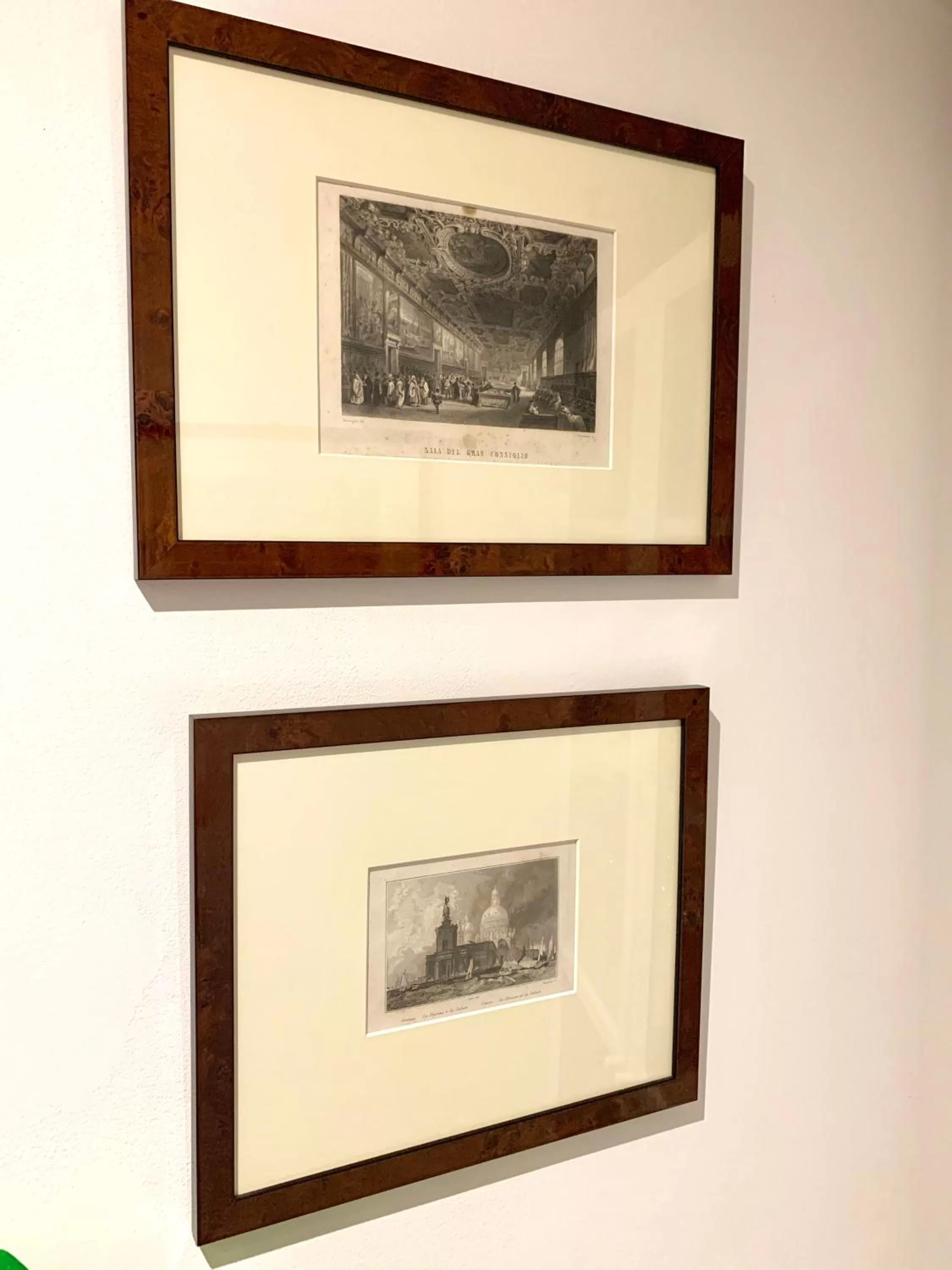 Decorative detail in B&B Fortuny