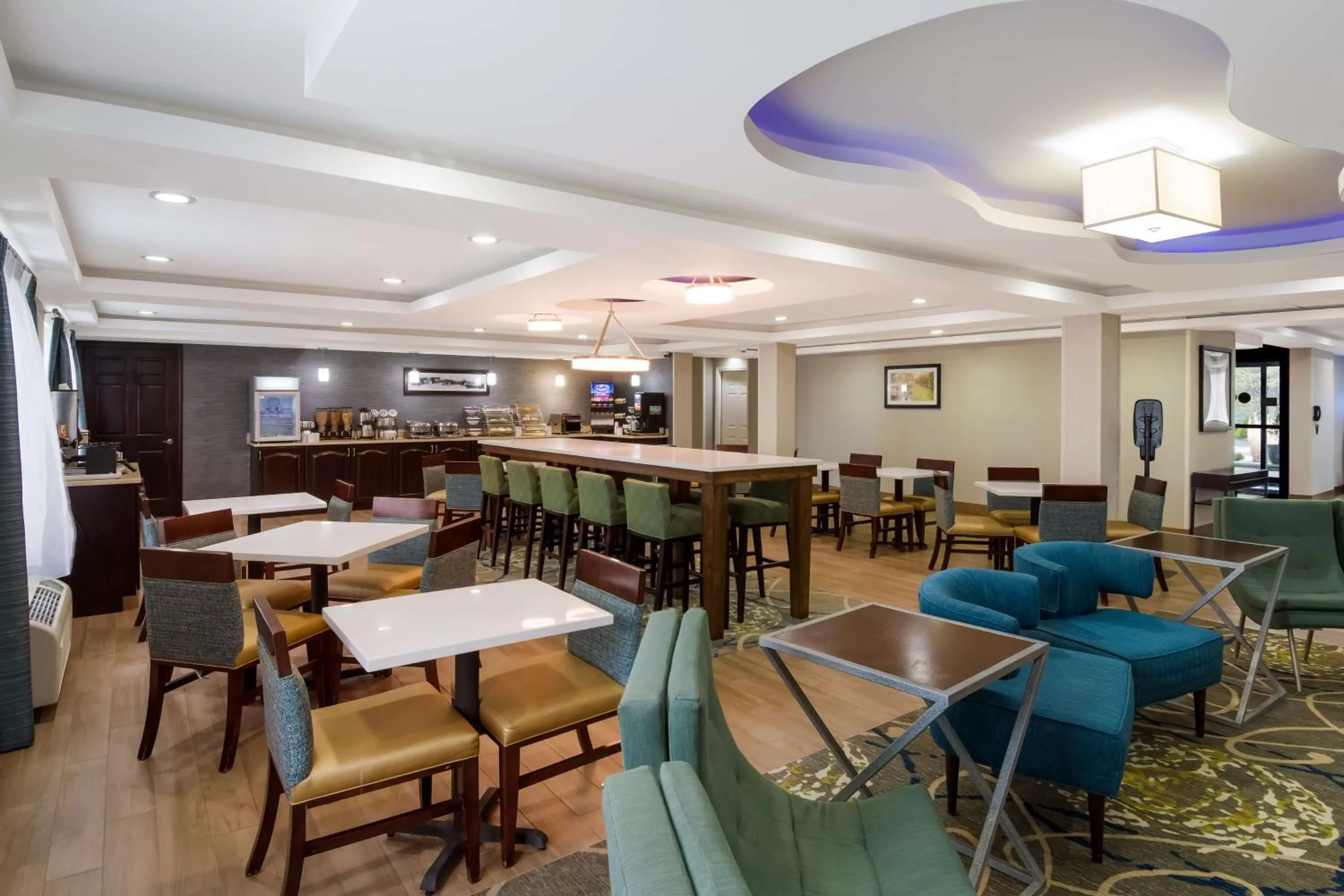 Breakfast in Milford Inn