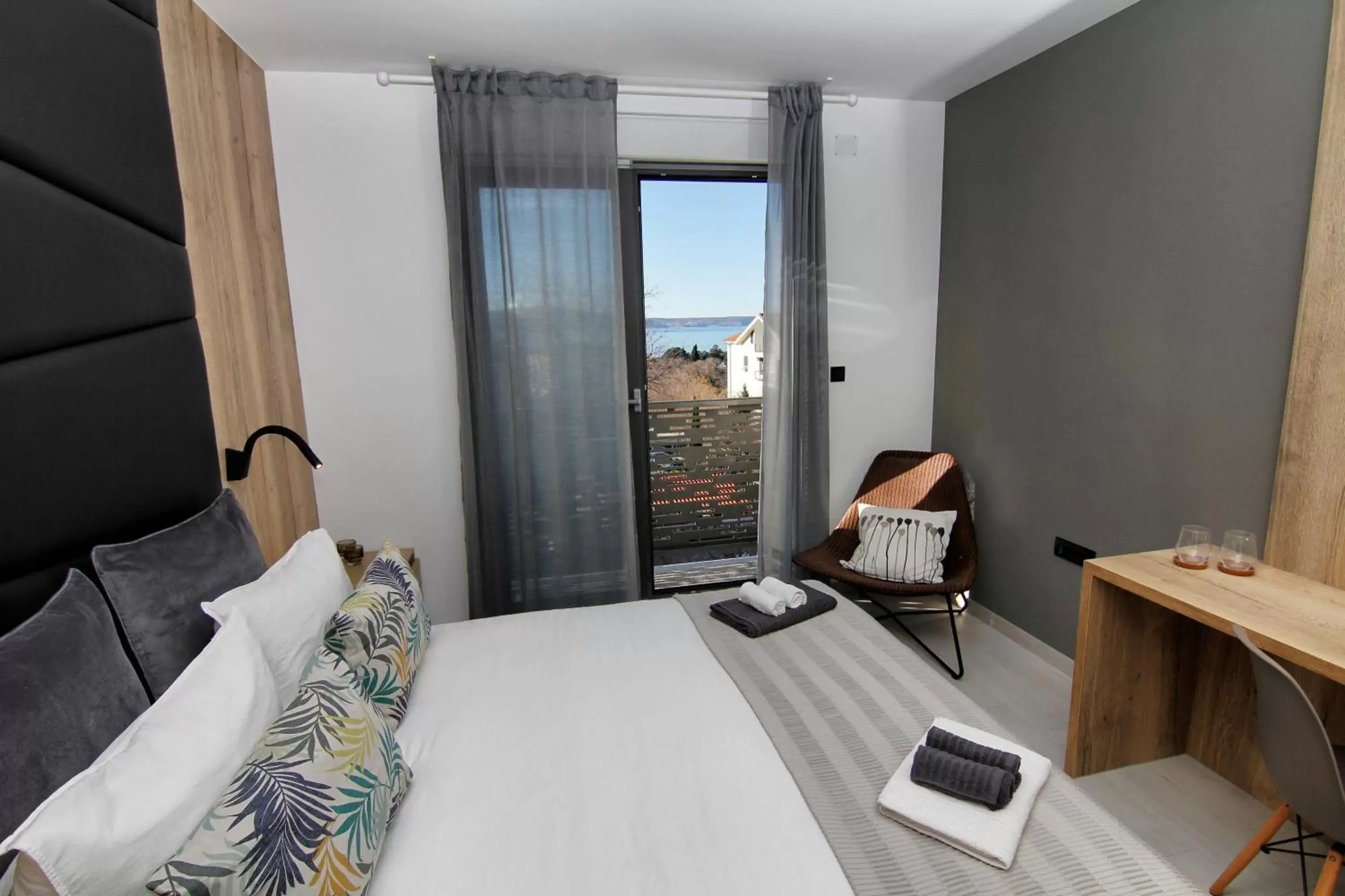 Double Room with Balcony and Sea View in Azur Double Room with Balcony and Sea View in Azur
