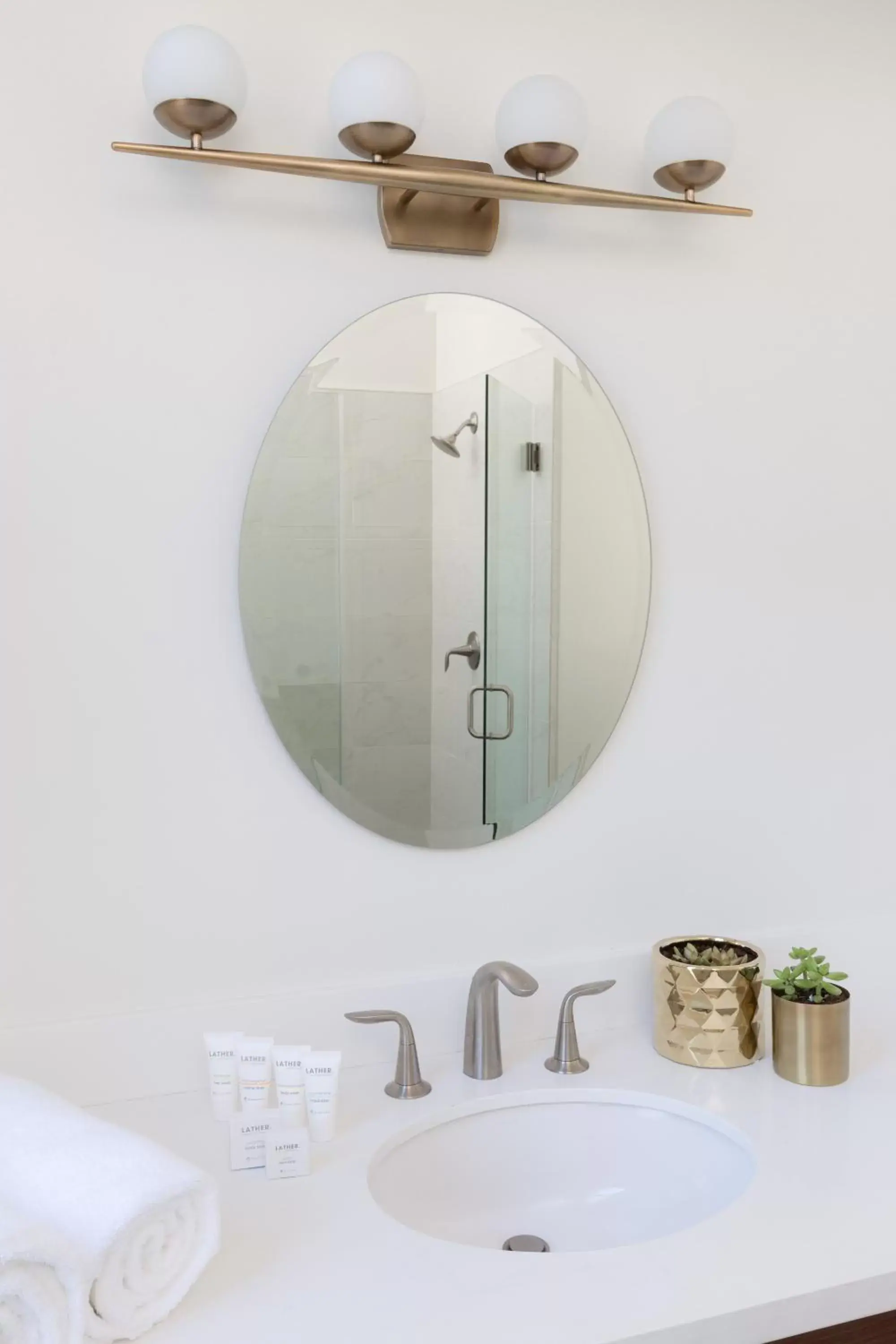 Bathroom in The White House Inn & Spa