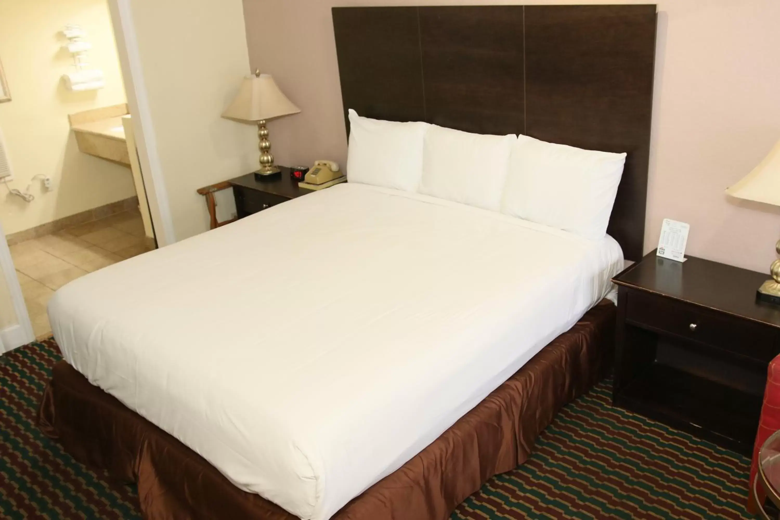 Bed in Town and Country Inn