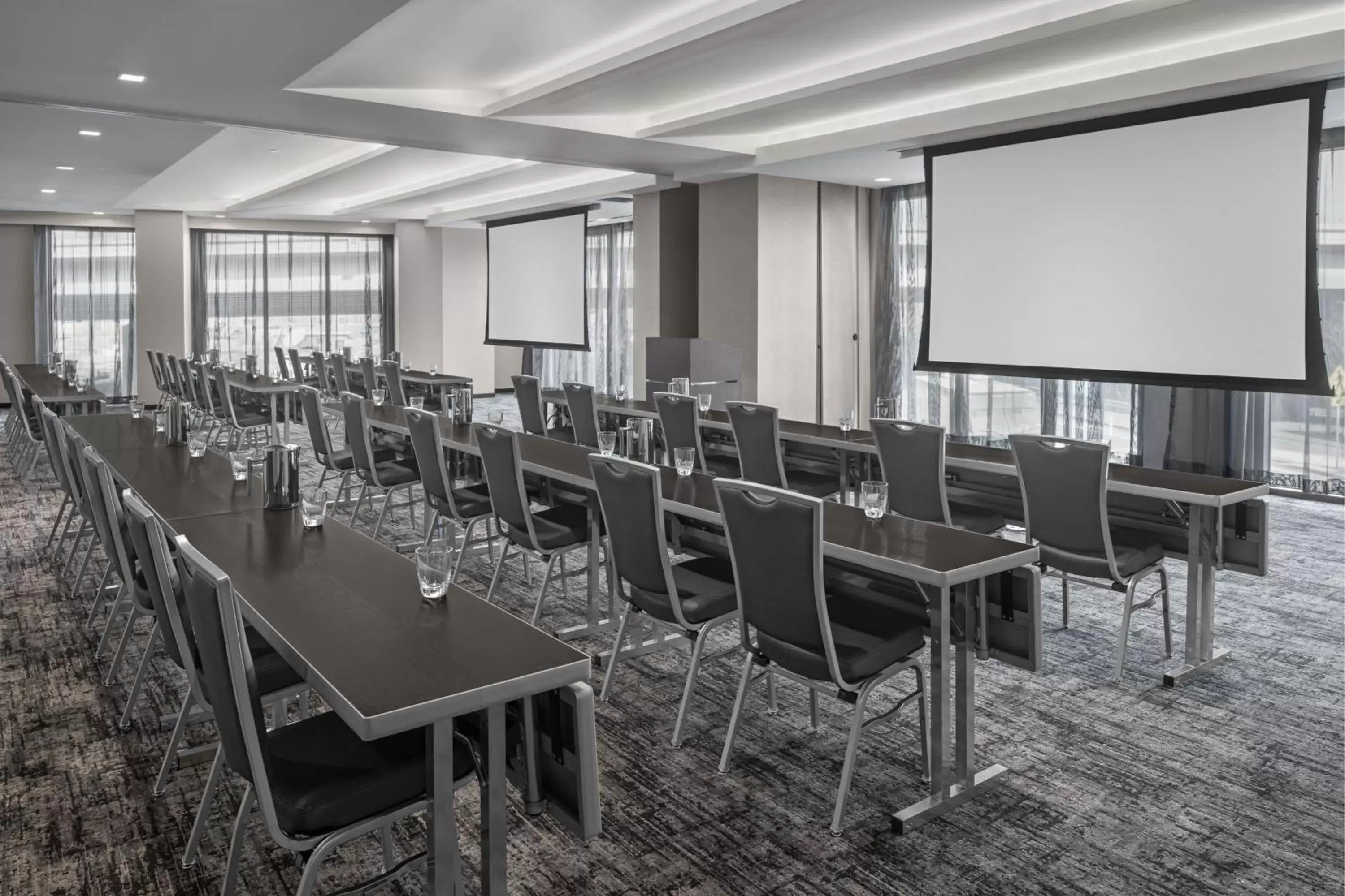Meeting/conference room in AC Hotel by Marriott Washington DC Capitol Hill Navy Yard