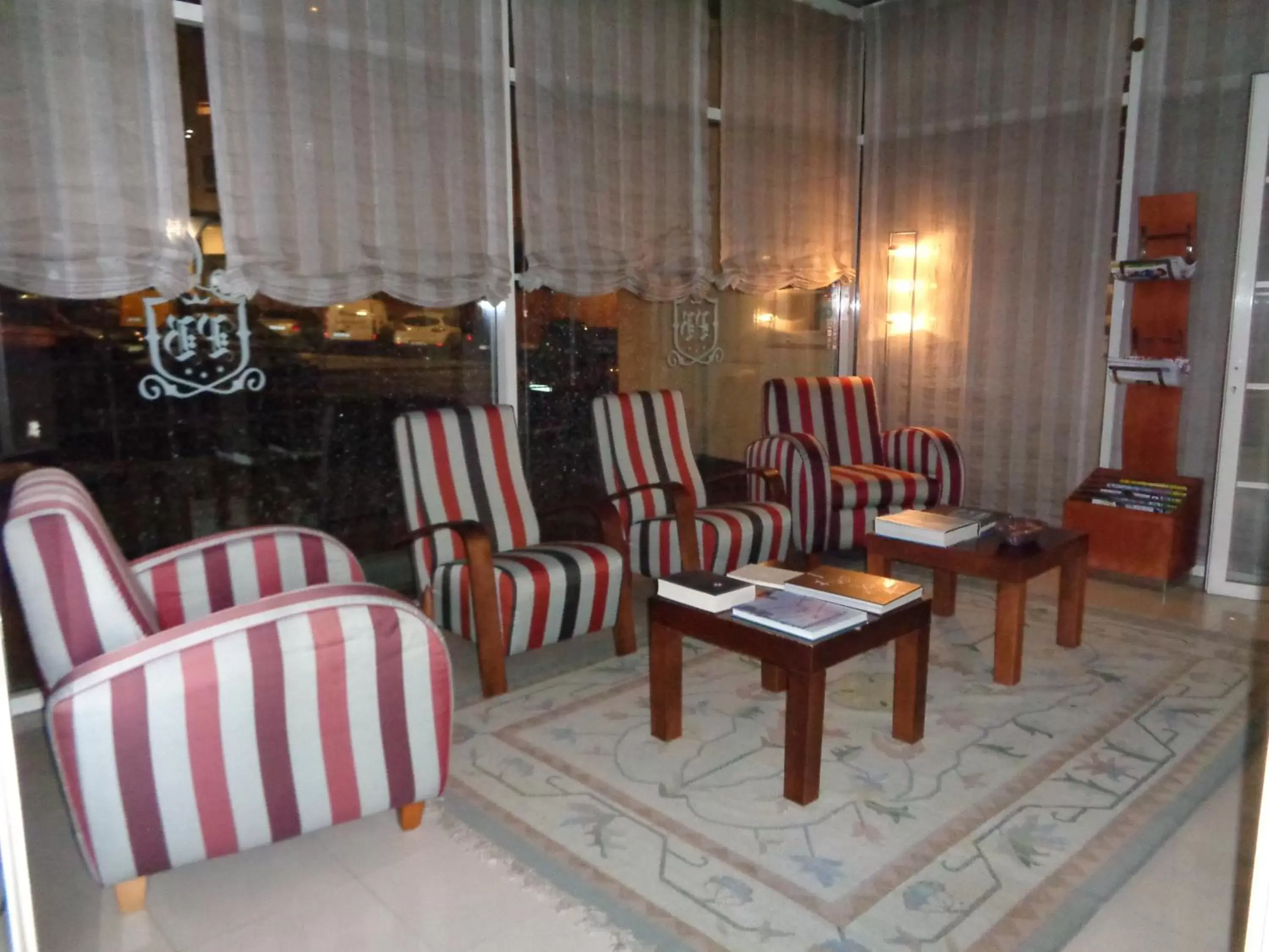 Lounge or bar, Seating Area in Hotel Villa De Betanzos