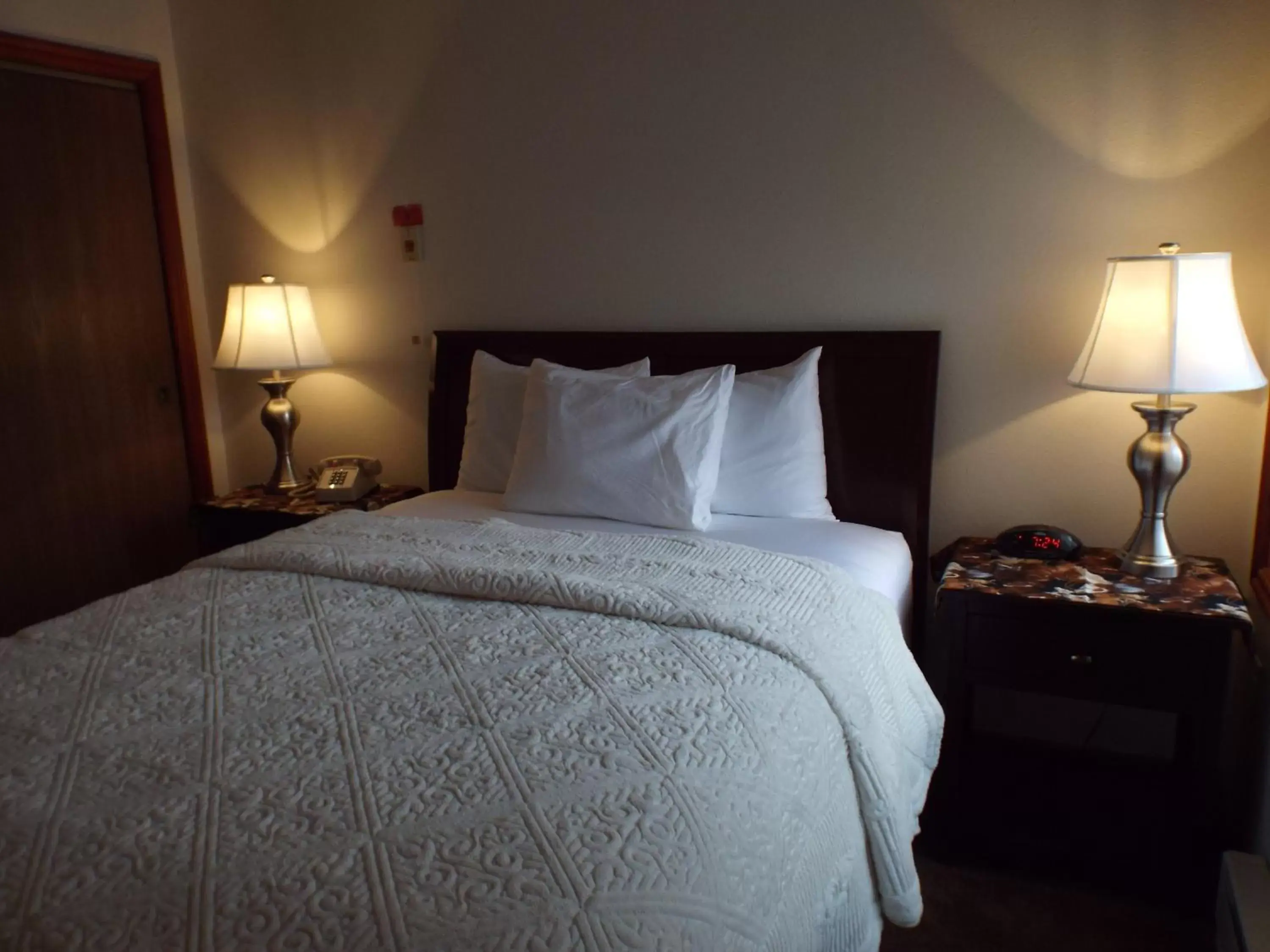Bedroom, Bed in Greenwood Village Inn & Suites