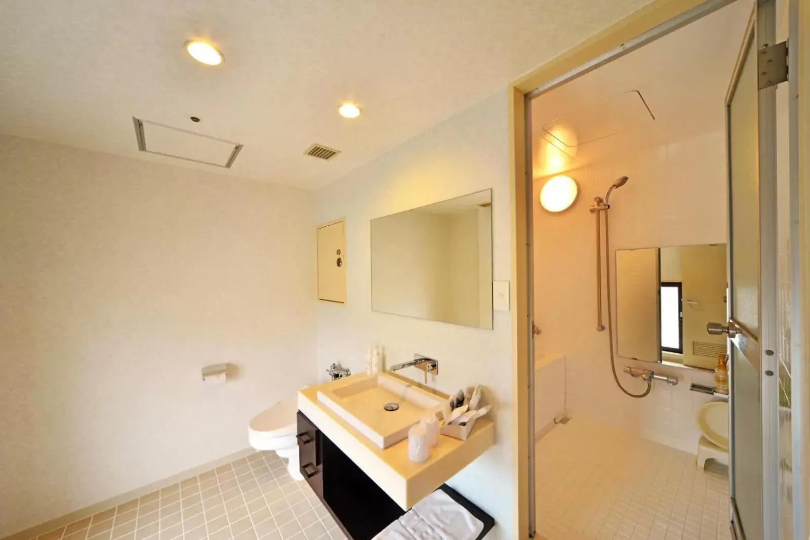 Toilet, Bathroom in Kushiro Century Castle Hotel